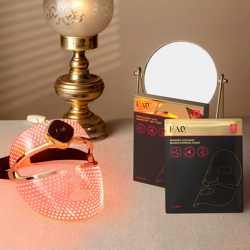 FOREO FAQ™ Máscara Facial de Colágeno Glass Skin: máscara de hidrogel que suaviza a pele e reduz a aparência de rugas.