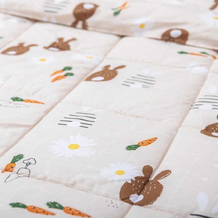 CONIGLIETTO - Copripiumino con stampa di conigli 260 x 240 cm + 2 federe 60 x 60 cm