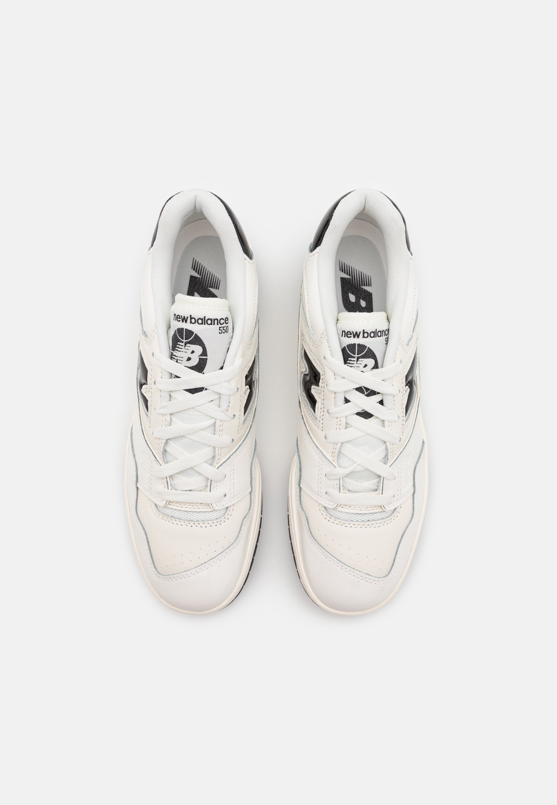 New Balance Sneaker – weiß