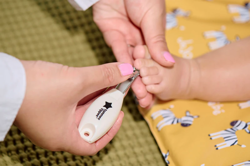 Klieštiky na nechty Tommee Tippee Basic pre bábätká