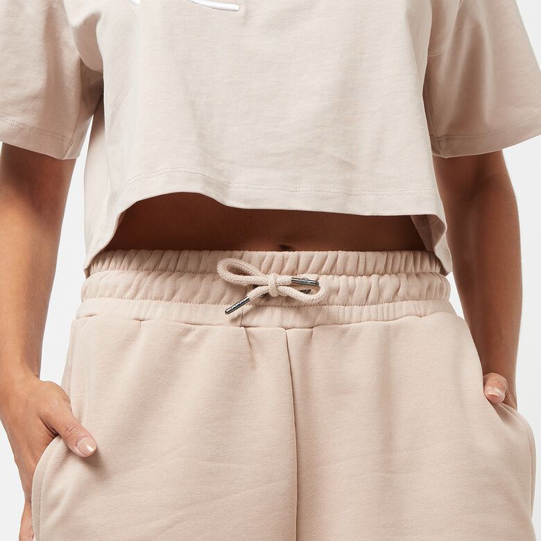Kleine Signature-Shorts