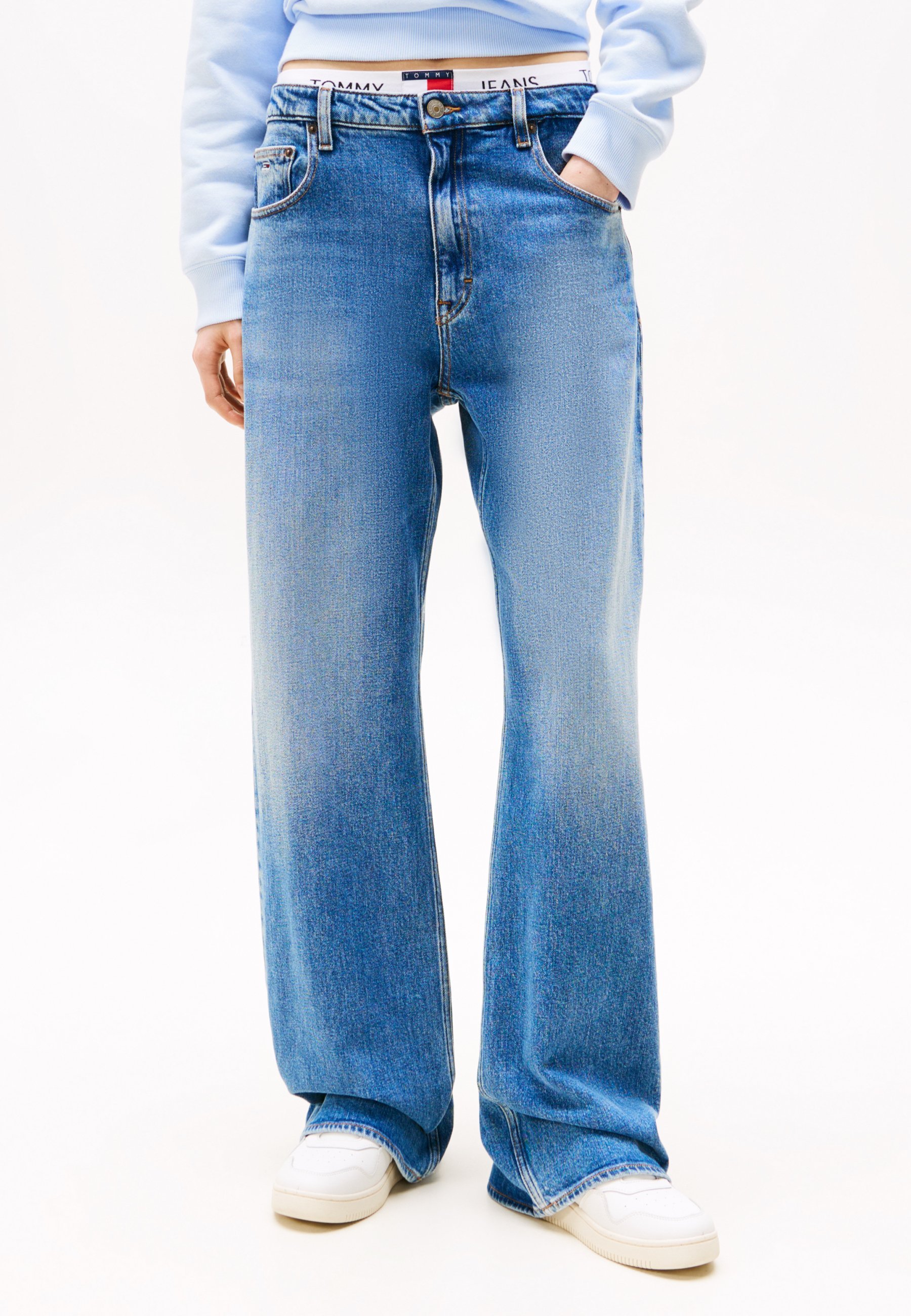Tommy Jeans MIA - Relaxed fit jeans - denim medium