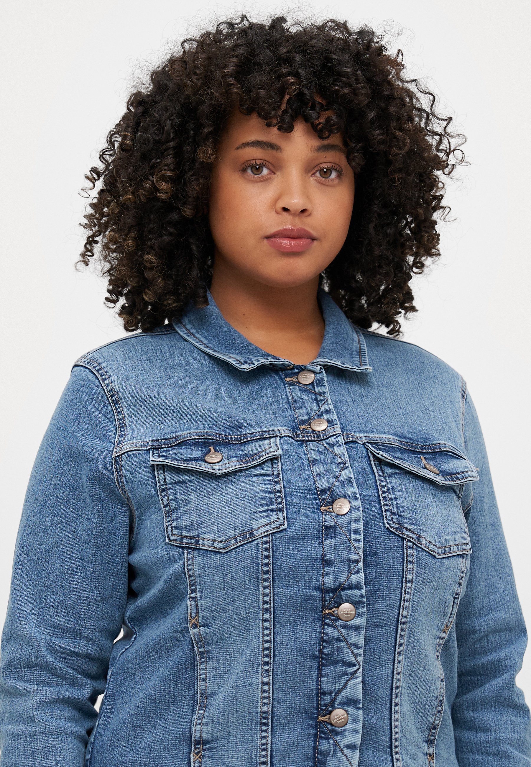 ALLEEN Carmakoma CARWESPA JACKET - Spijkerjas - lichtblauwe denim