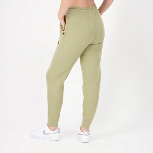 Nike Tech