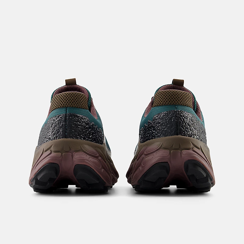 Fresh Foam X More Trail v3 pentru bărbați – Ciupercă închisă cu nuanțe de molid nou