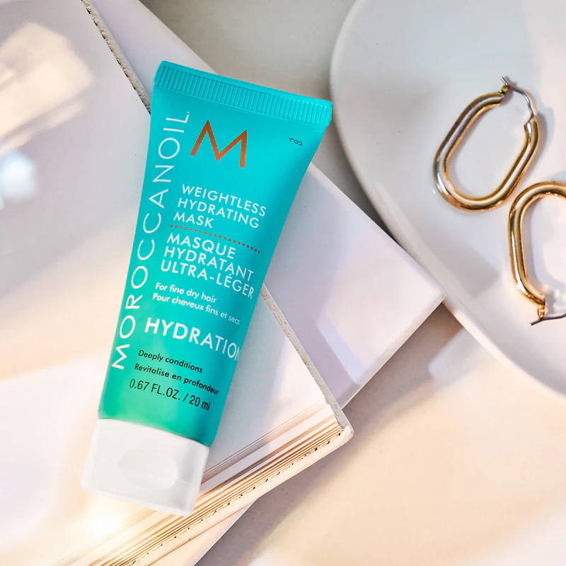 Máscara Hidratante Leve Moroccanoil: máscara profundamente hidratante para cabelos secos e quebradiços.