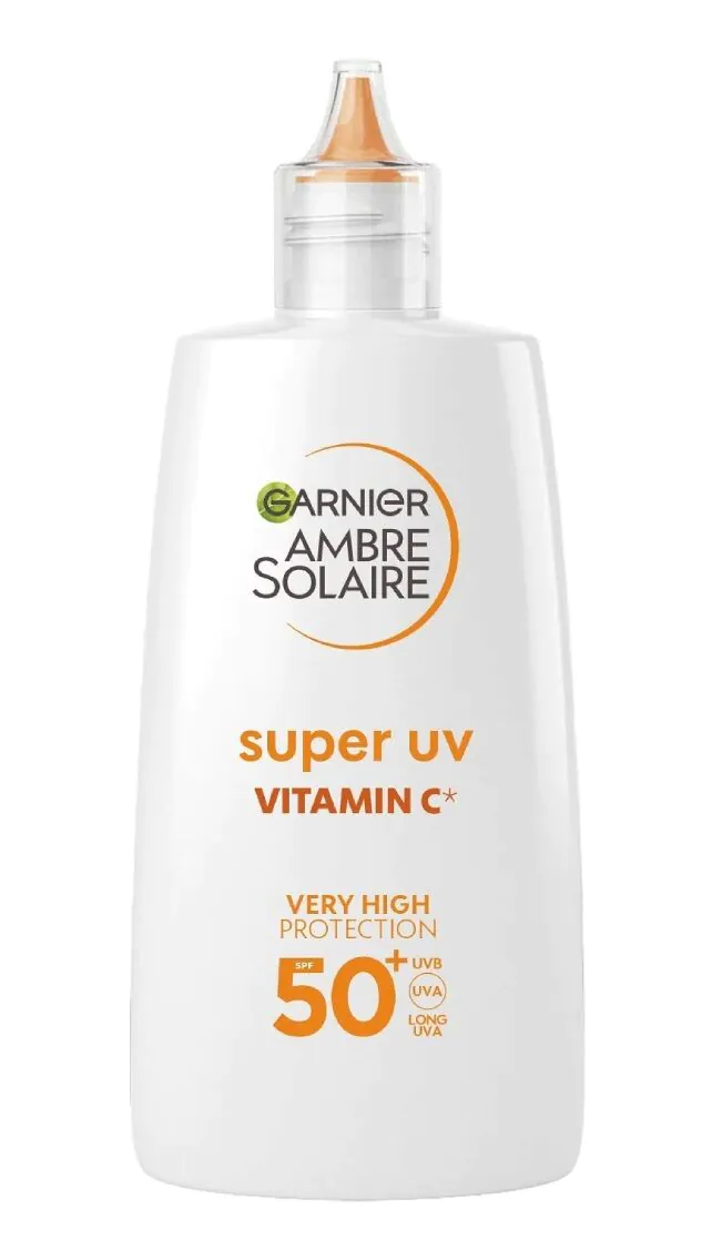Garnier Ambre Solaire Super UV Witamina C Fluid na dzień p/przebarwieniom SPF 50+