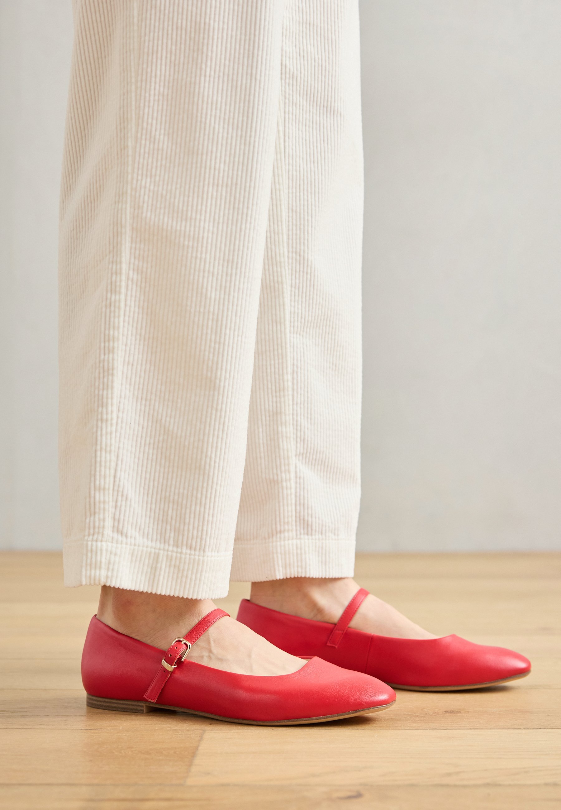 Ballerine Tamaris con cinturino alla caviglia - rosse