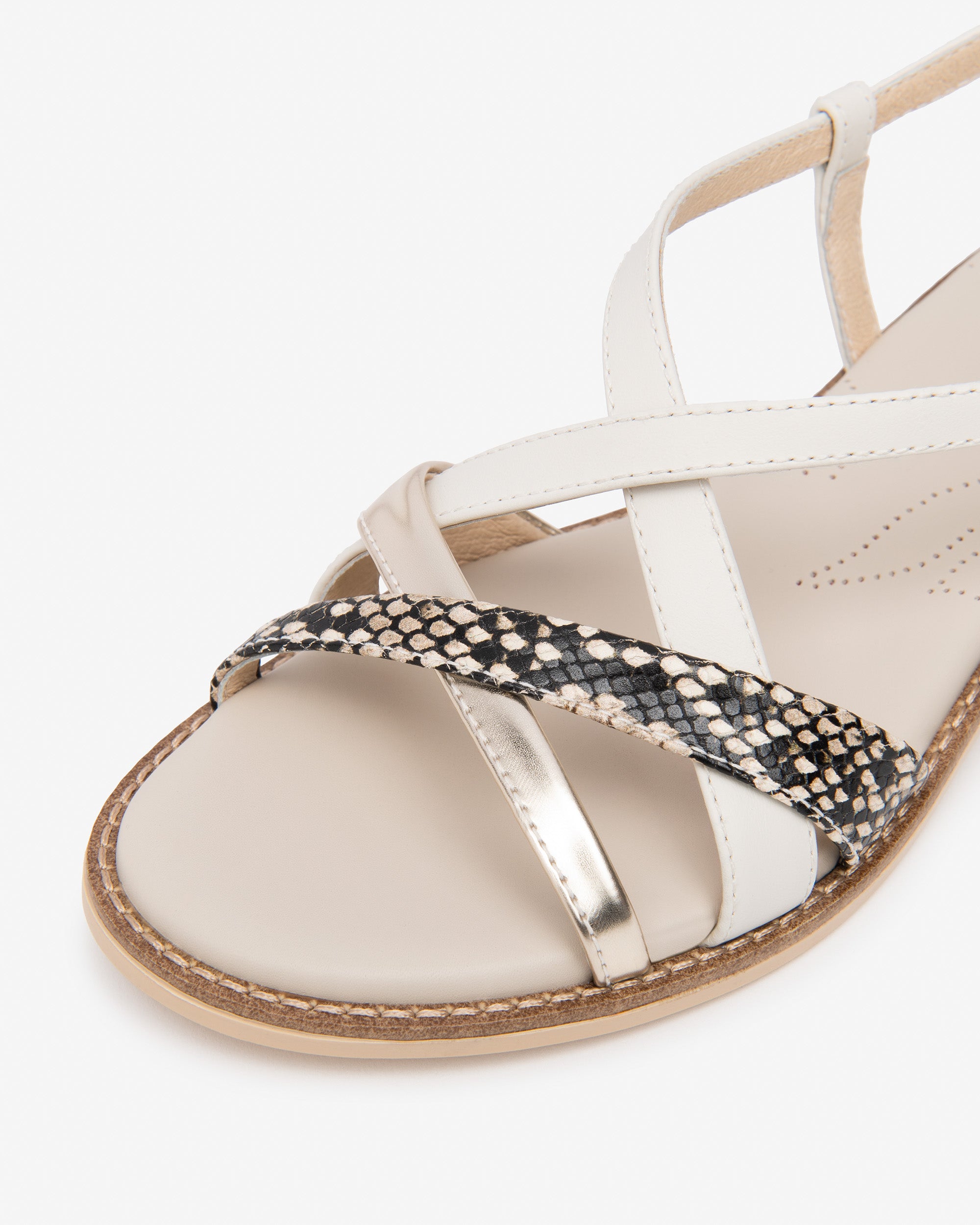  Damensandalen aus Leder und technischen Materialien