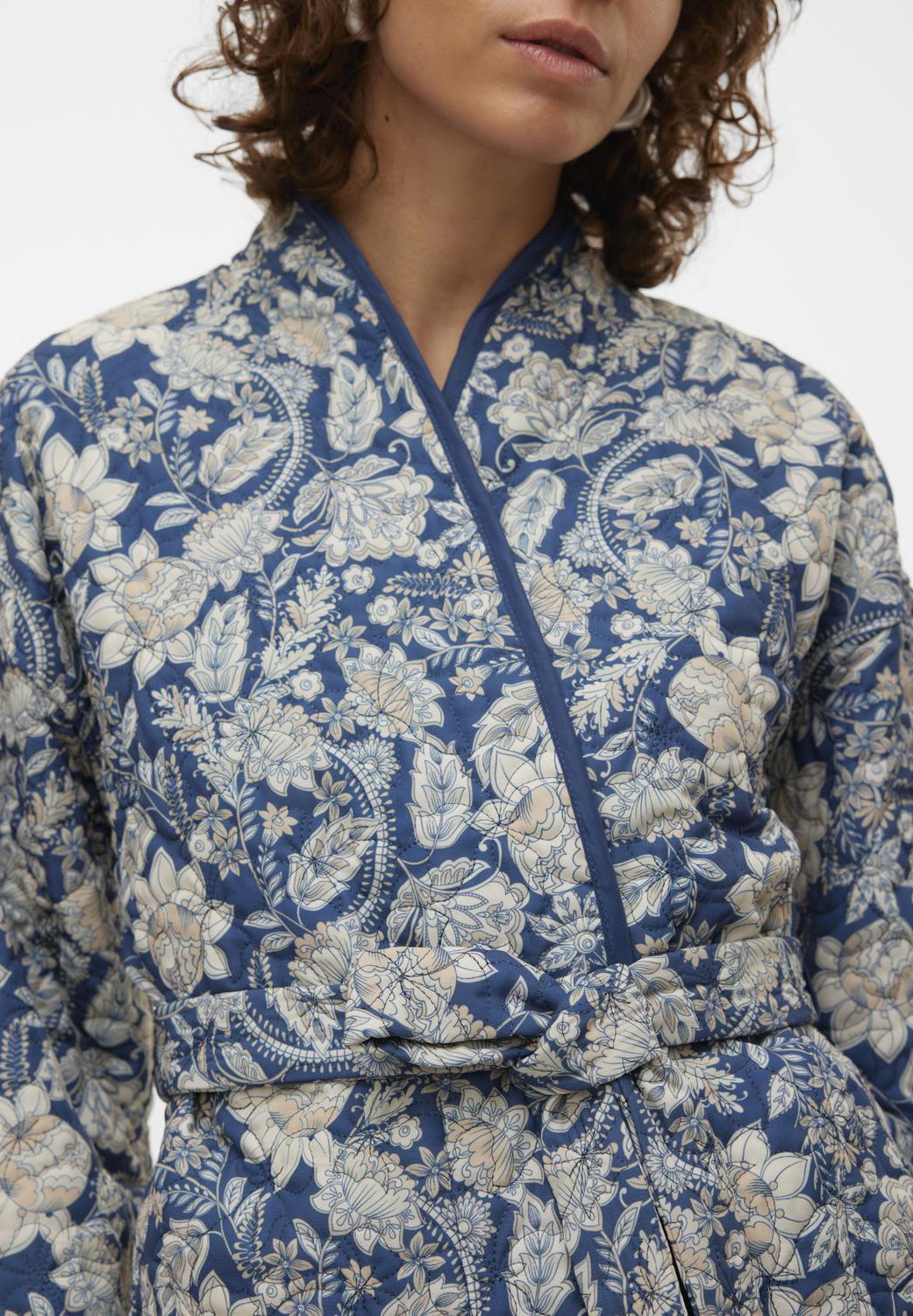 Vero Moda VMJANE Veste légère réversible à imprimé zèbre - bleu foncé