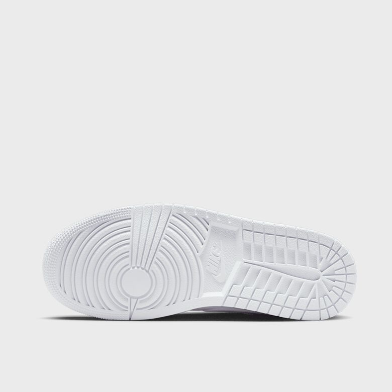 WMNS Air Jordan 1 Low