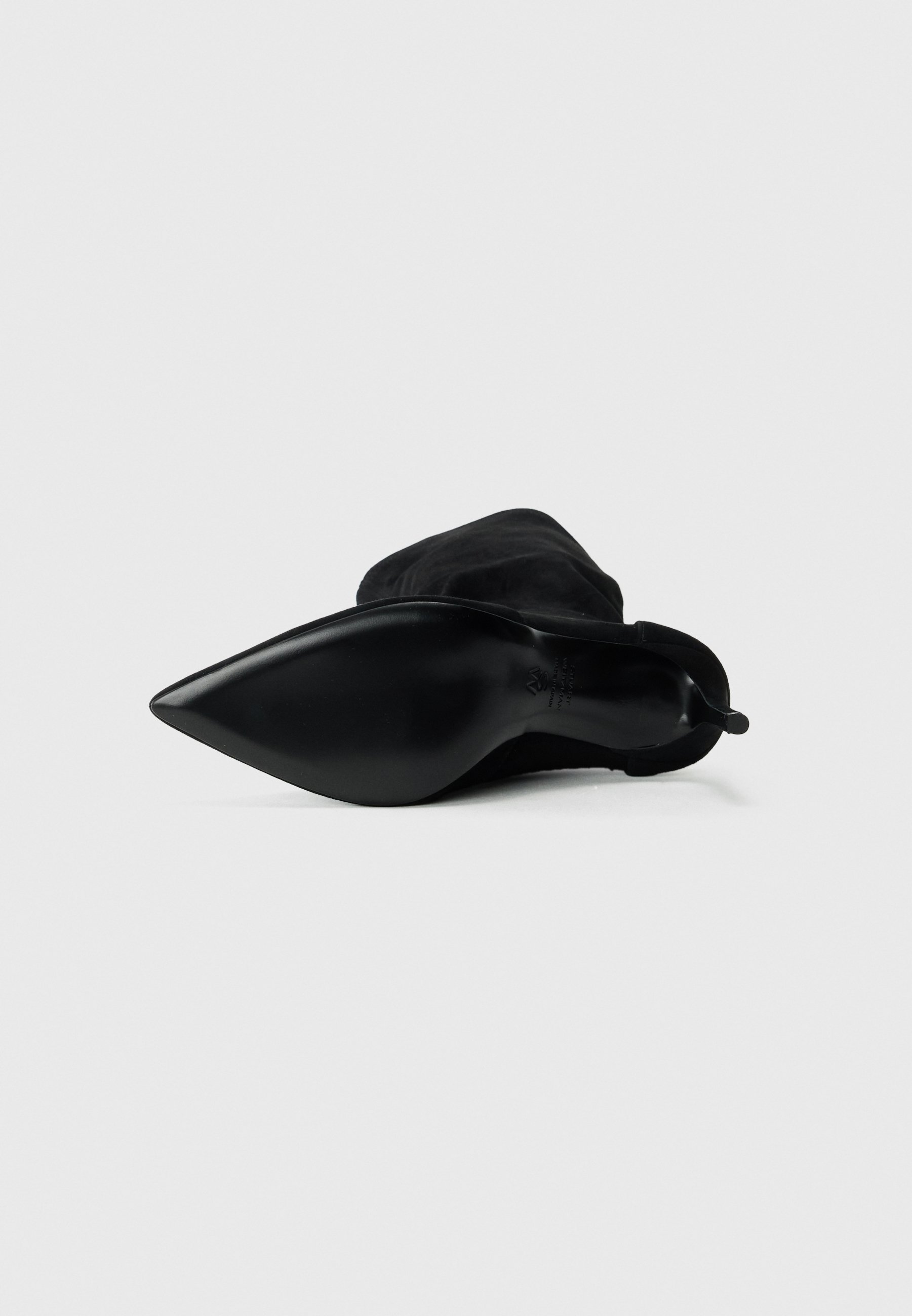 Bottes à talons hauts Stuart Weitzman POWER BOOT - noires