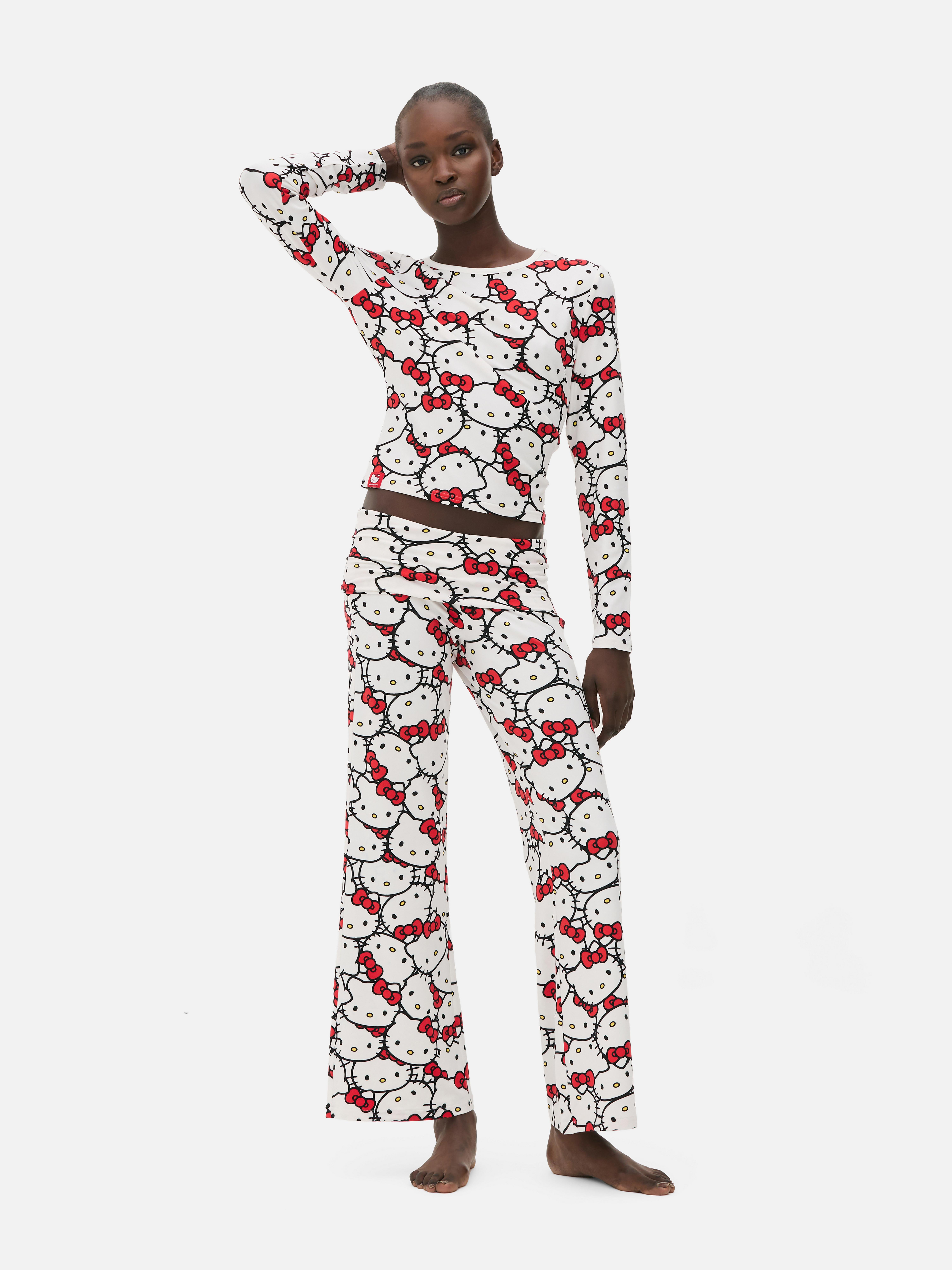 Pyjama met print Hello Kitty Een lange pyjama met een Hello Kitty-motief