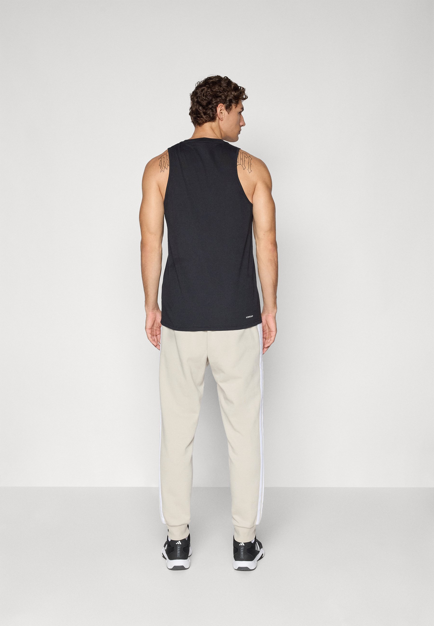 Bas de survêtement adidas Sportswear - alumine/blanc