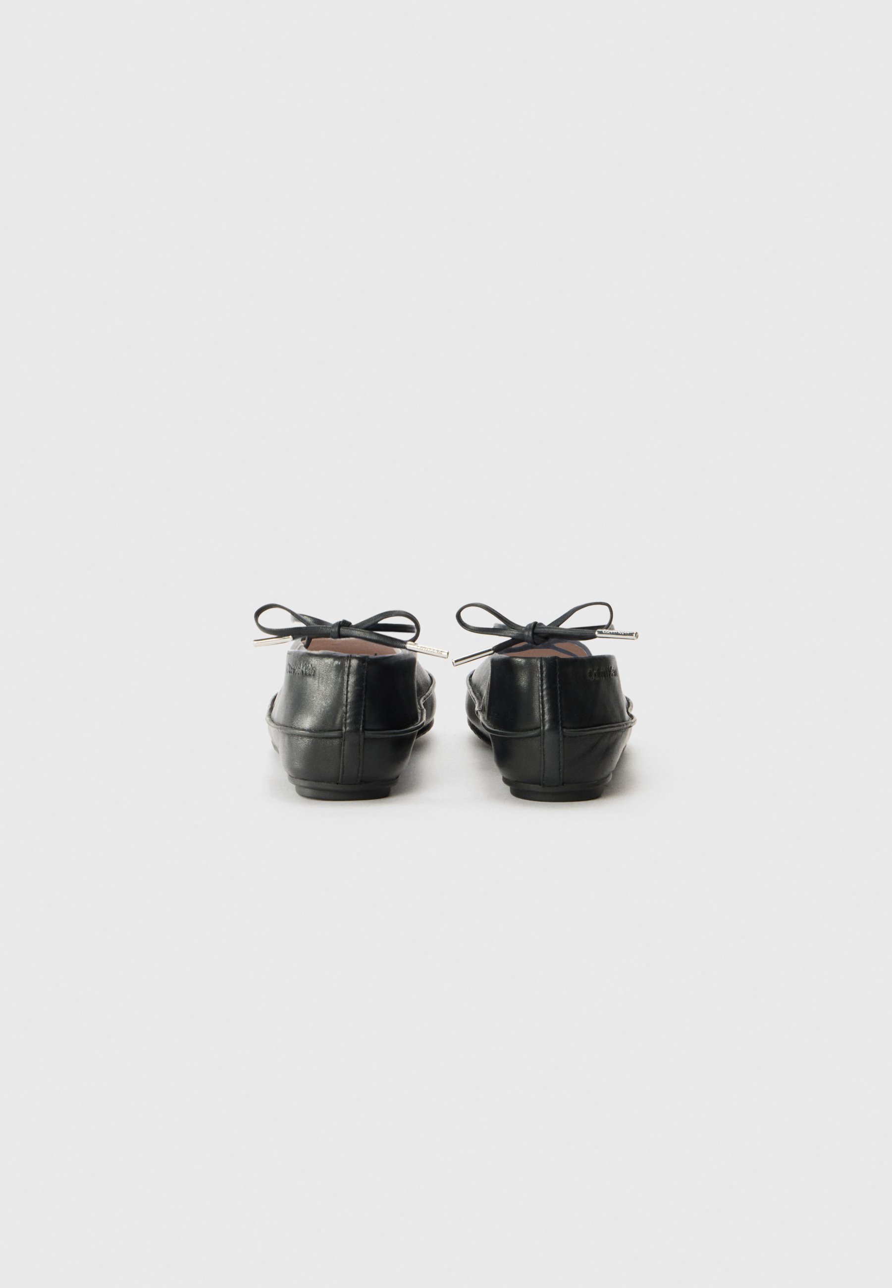 Calvin Klein MARY JANE STRAP - Baletne salonarji s paščkom za okoli gležnjev - črne