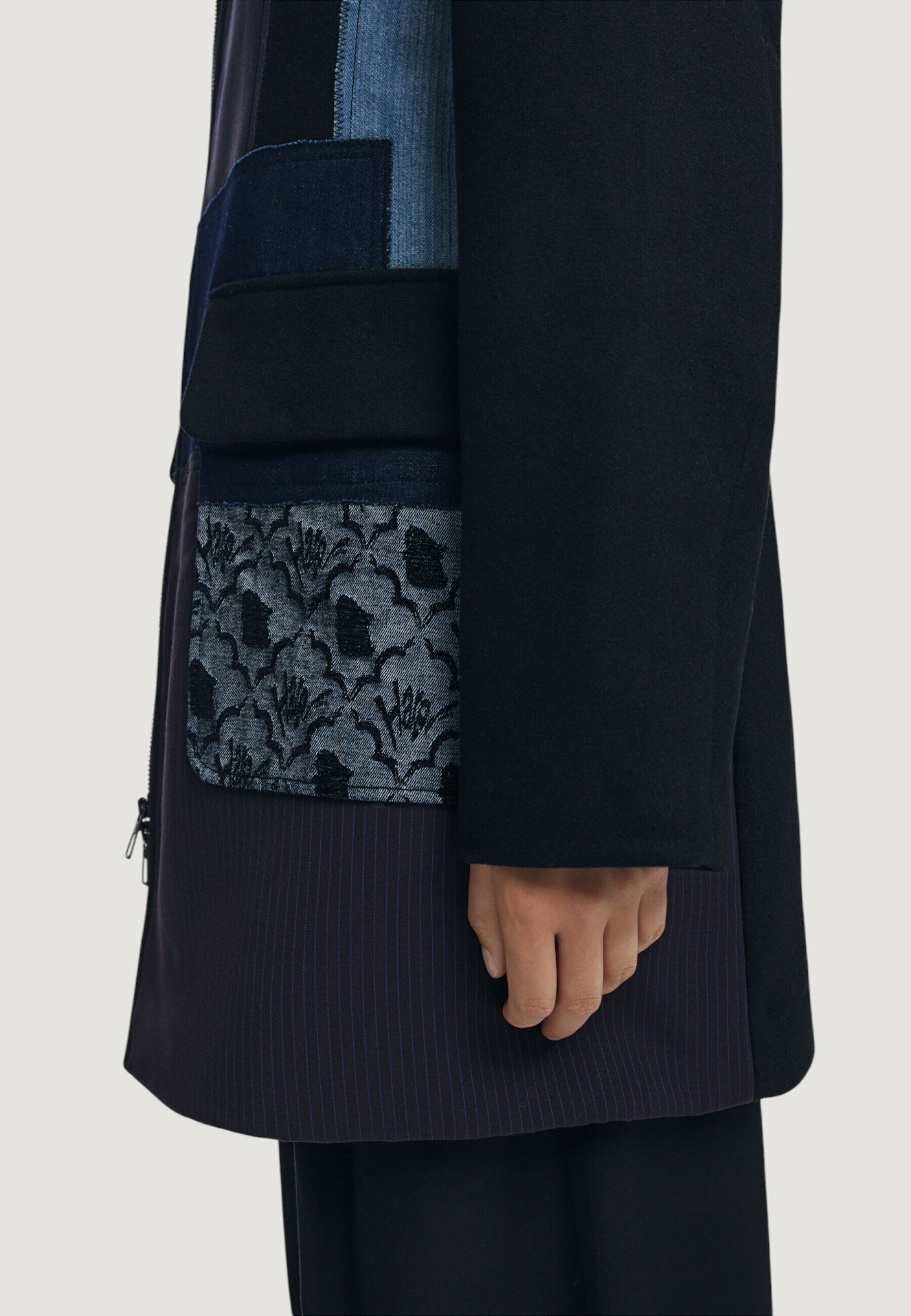 Cappotto corto Desigual - nero