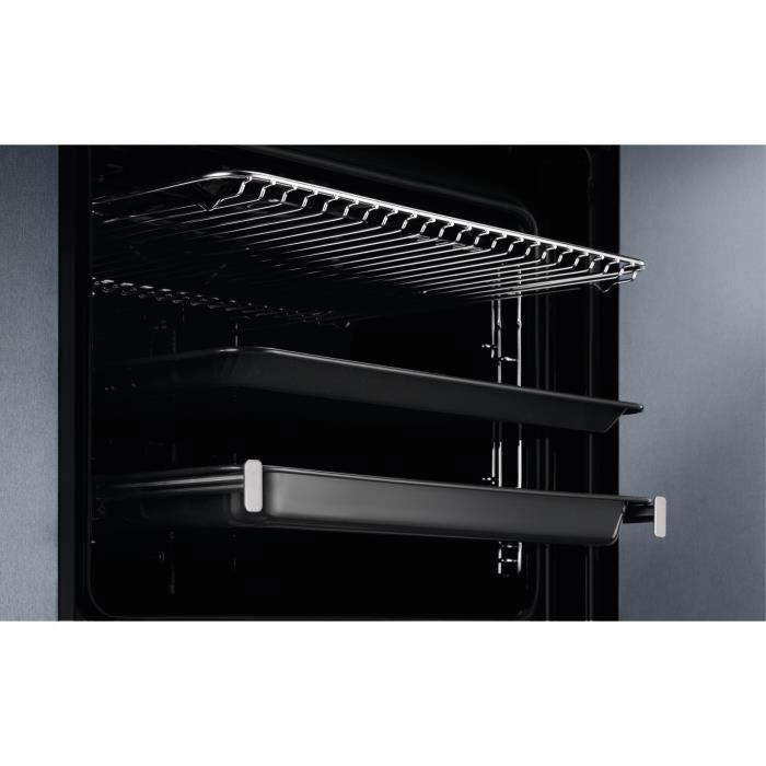 Electrolux EOF5C50BZ Einbaubackofen – Katalytische Reinigung – Schwarz