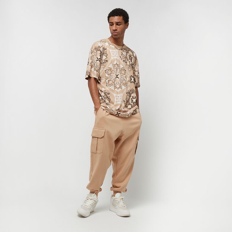 Kleine Cargo-Sweatpants mit charakteristischem Muster