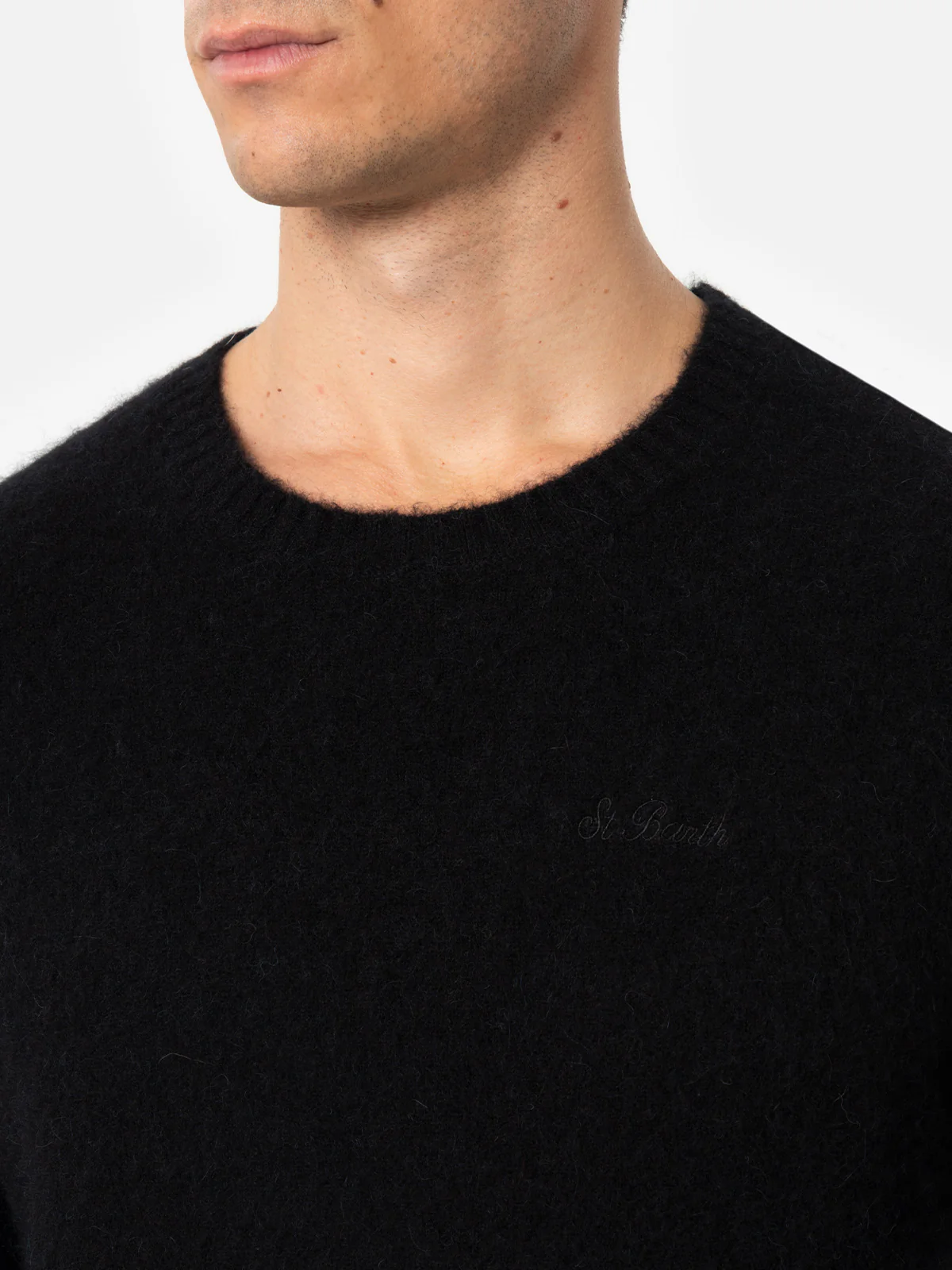 Suéter masculino Regent preto de gola redonda com elastano