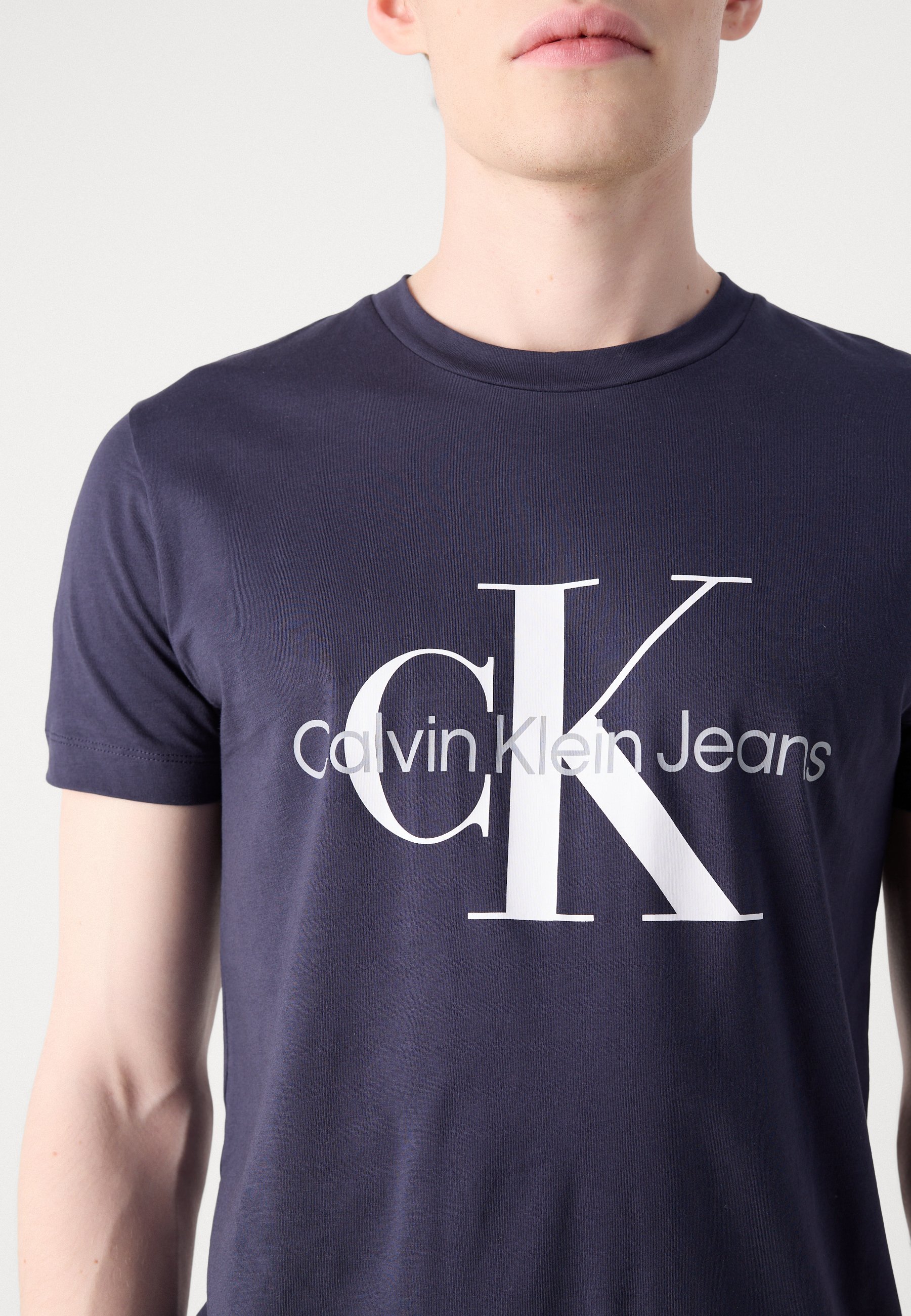 Calvin Klein Jeans CORE MONOGRAM SLIM T-shirt - T-shirt met print - nachtelijke hemel