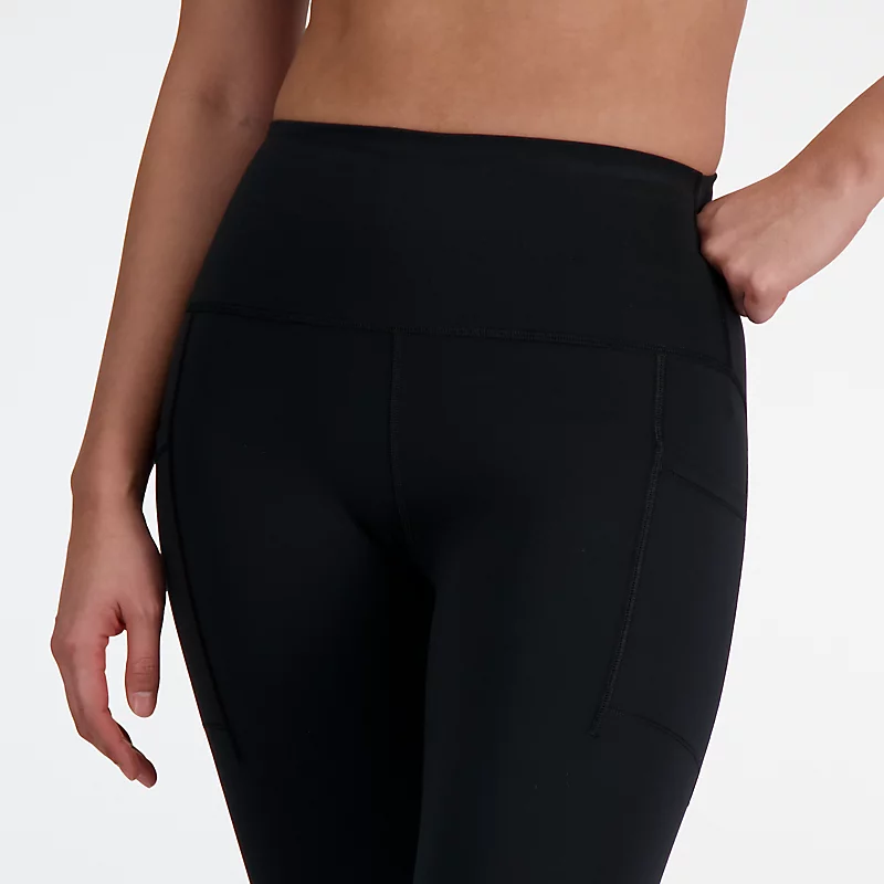 Női London Edition Grafikus New Balance Sleek 27 hüvelykes Magas Derekú Pkt Leggings - FEKETE