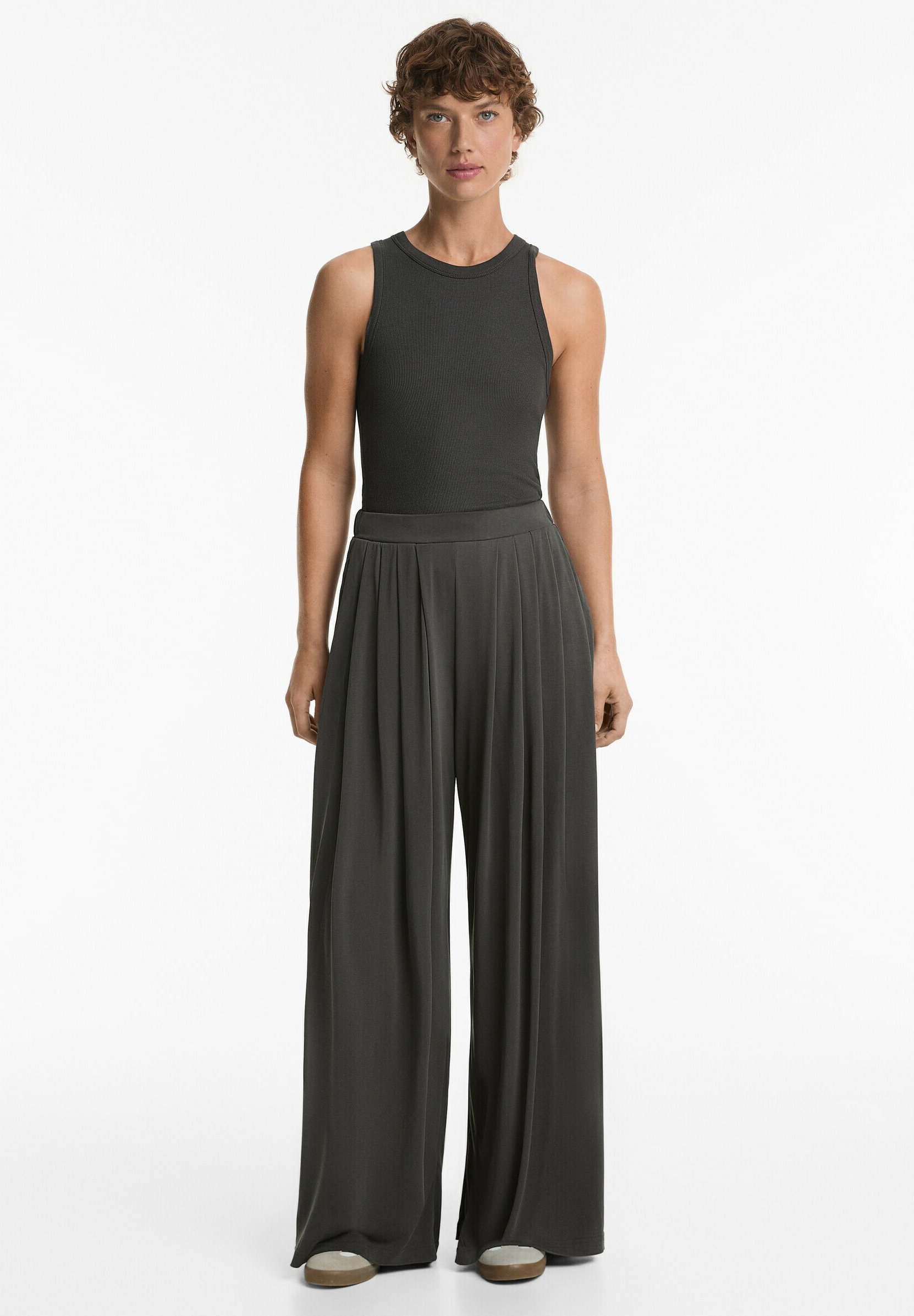 OYSHO EXTRA WIDE SOFT TOUCH - Pantaloni - grigio scuro