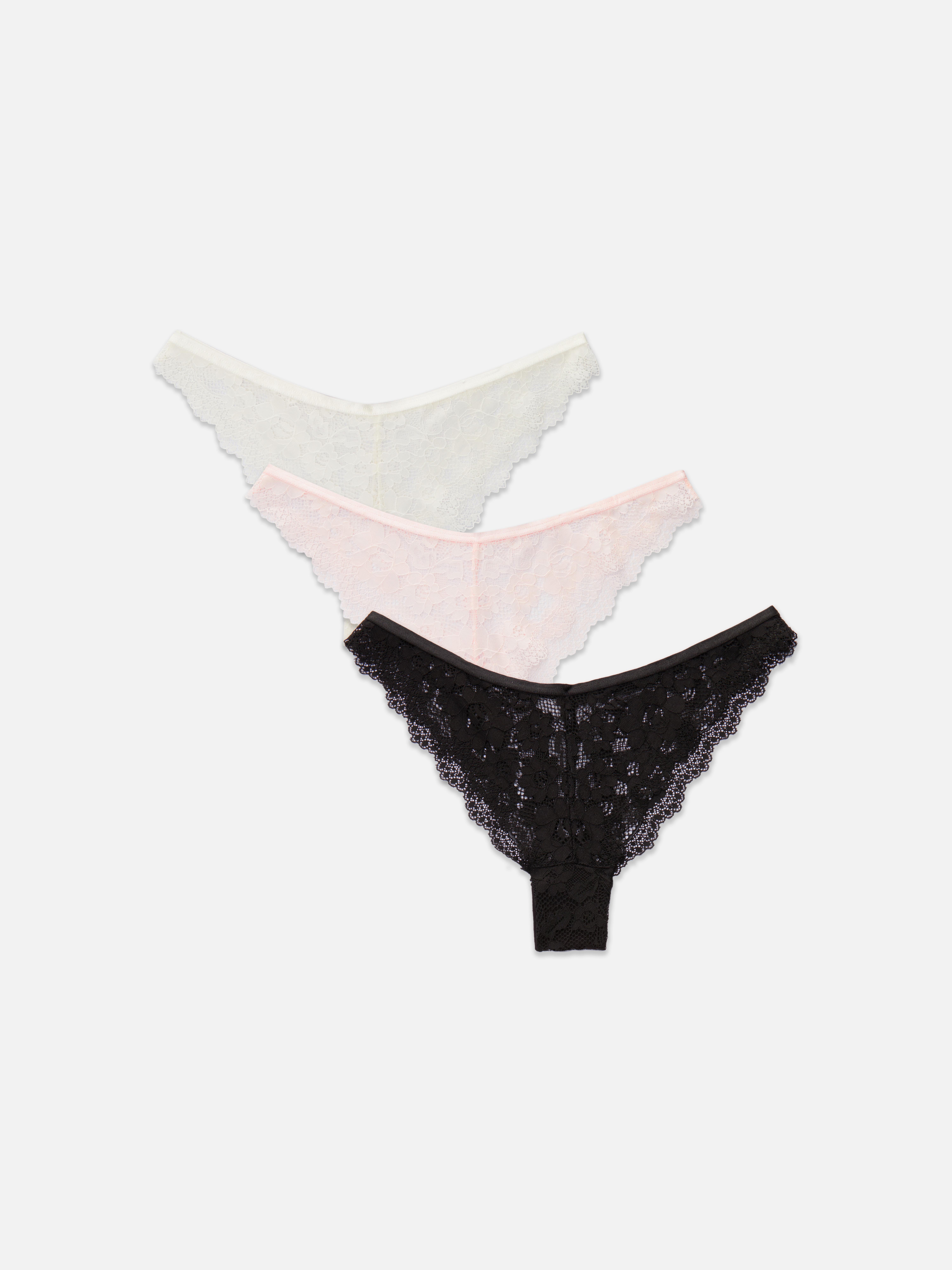 Brasilianische Slips aus Spitze, 3er-Set. Setzen Sie auf Spitze mit unseren brasilianischen Slips.