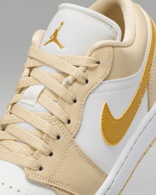 Air Jordan 1 Low Women's Shoes