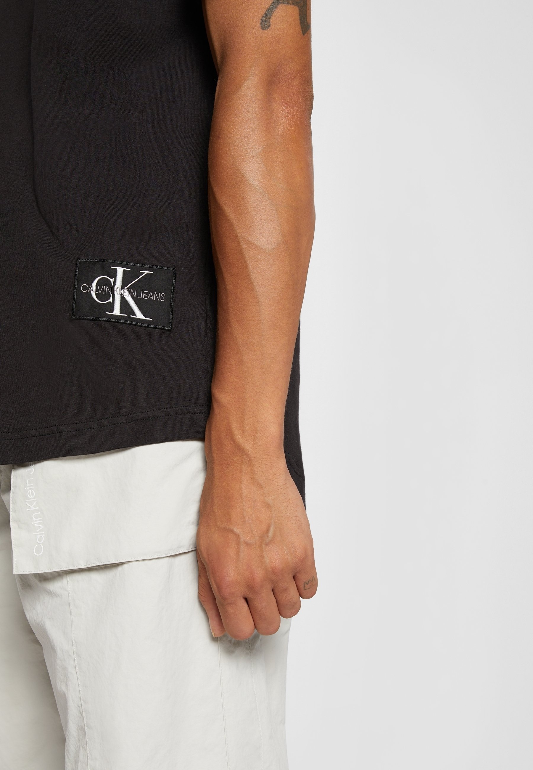 Calvin Klein Jeans T-shirt met print - zwart