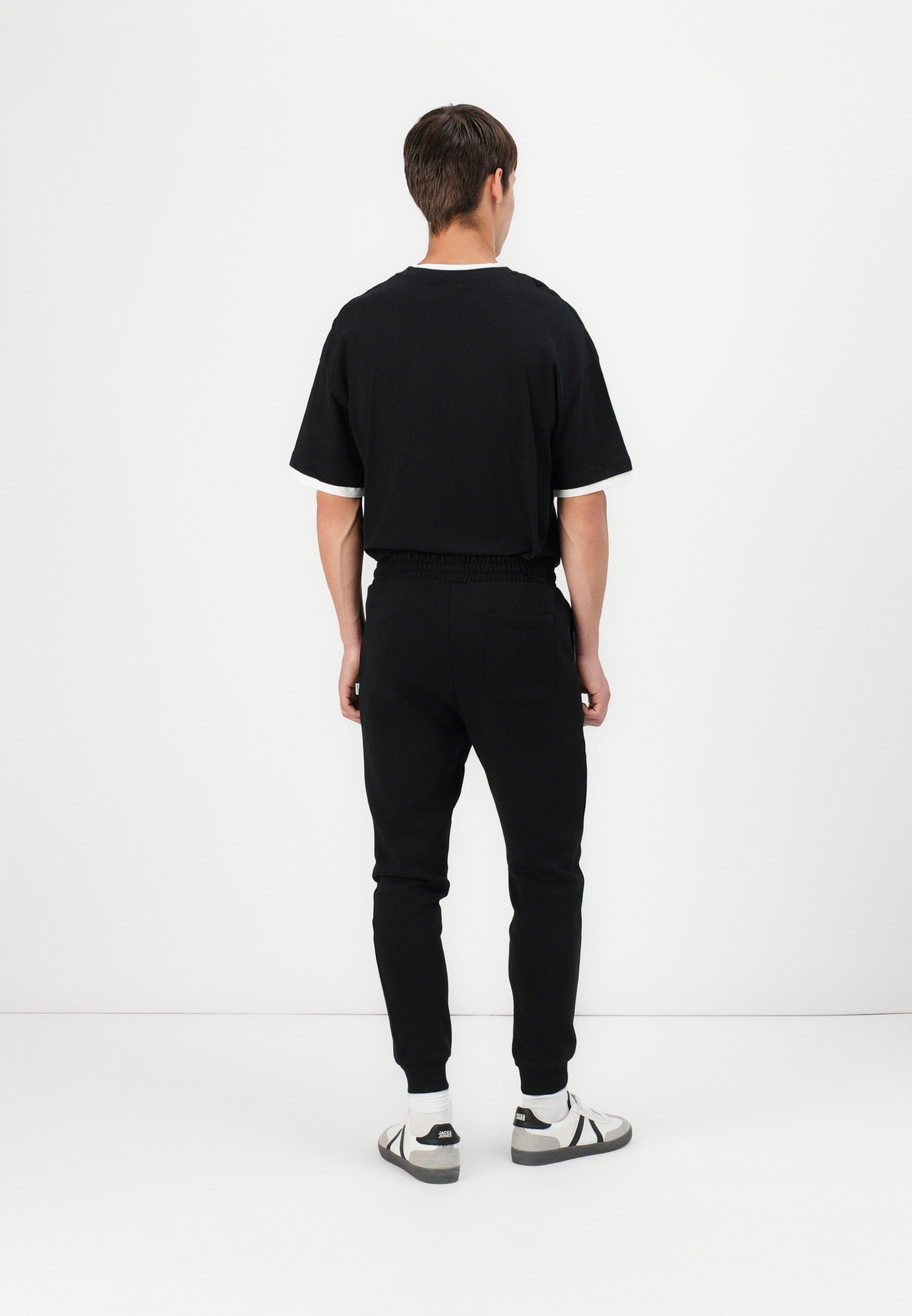 Pantalon de survêtement Jack & Jones JPSTGORDON JJBRADLEY - noir