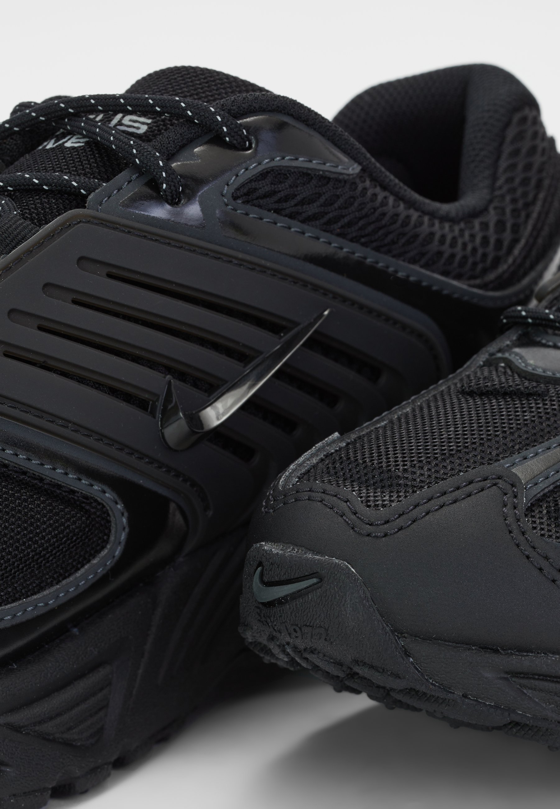 Niskie buty sportowe Nike Sportswear