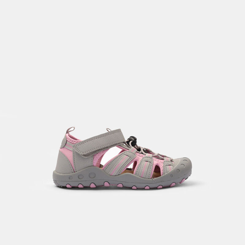 Flickorsandaler