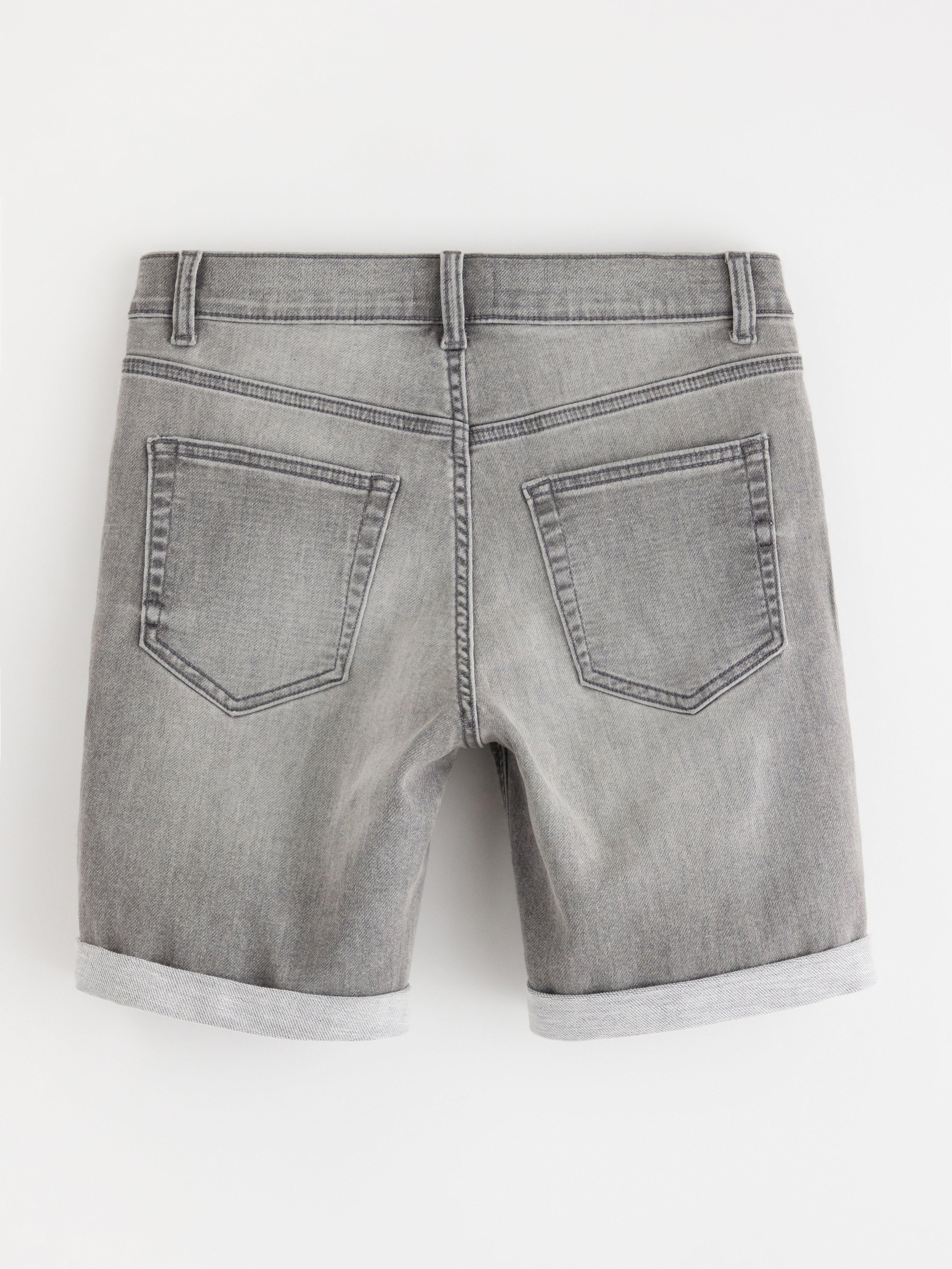 Pantalones cortos vaqueros de pierna recta STAFFAN con tejido súper elástico, color gris.