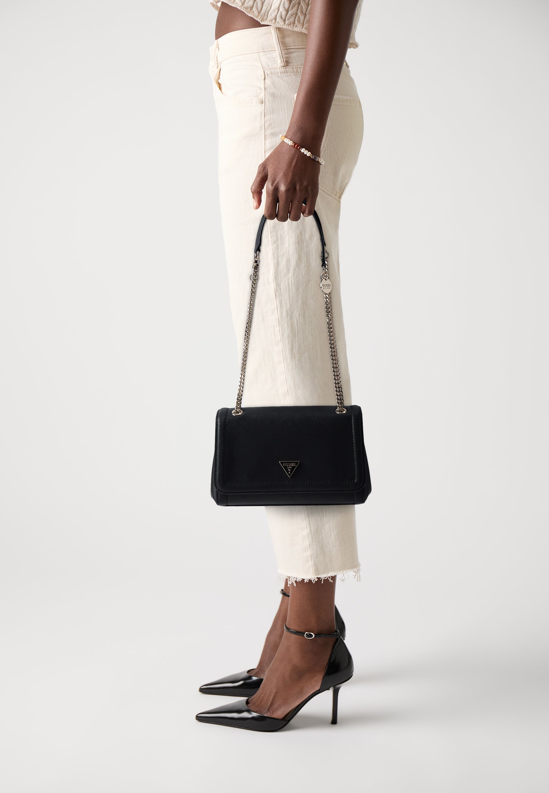 Guess NOELLE - Handtas - zwart