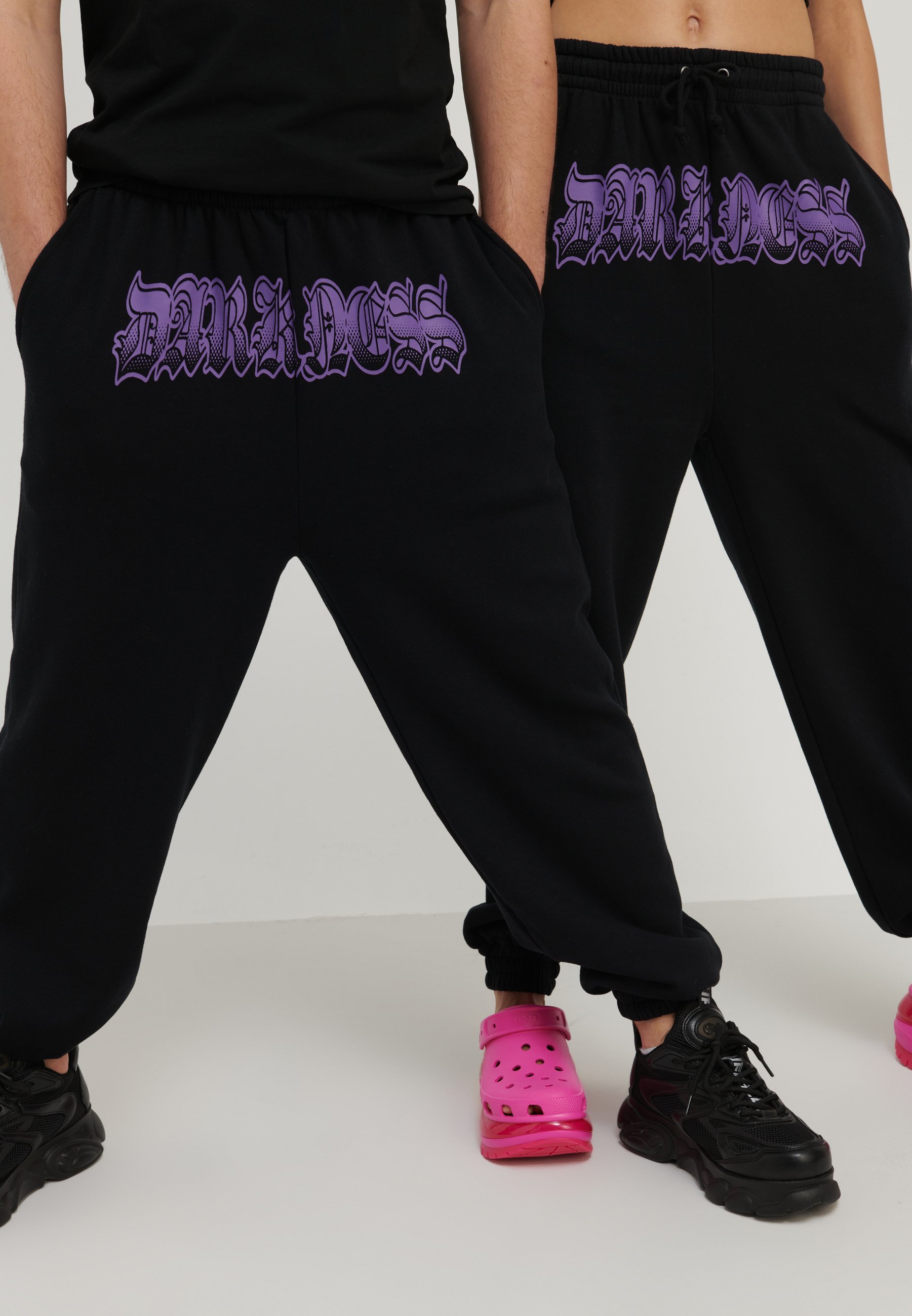 YOURTURN UNISEX - Trainingsbroek - zwart