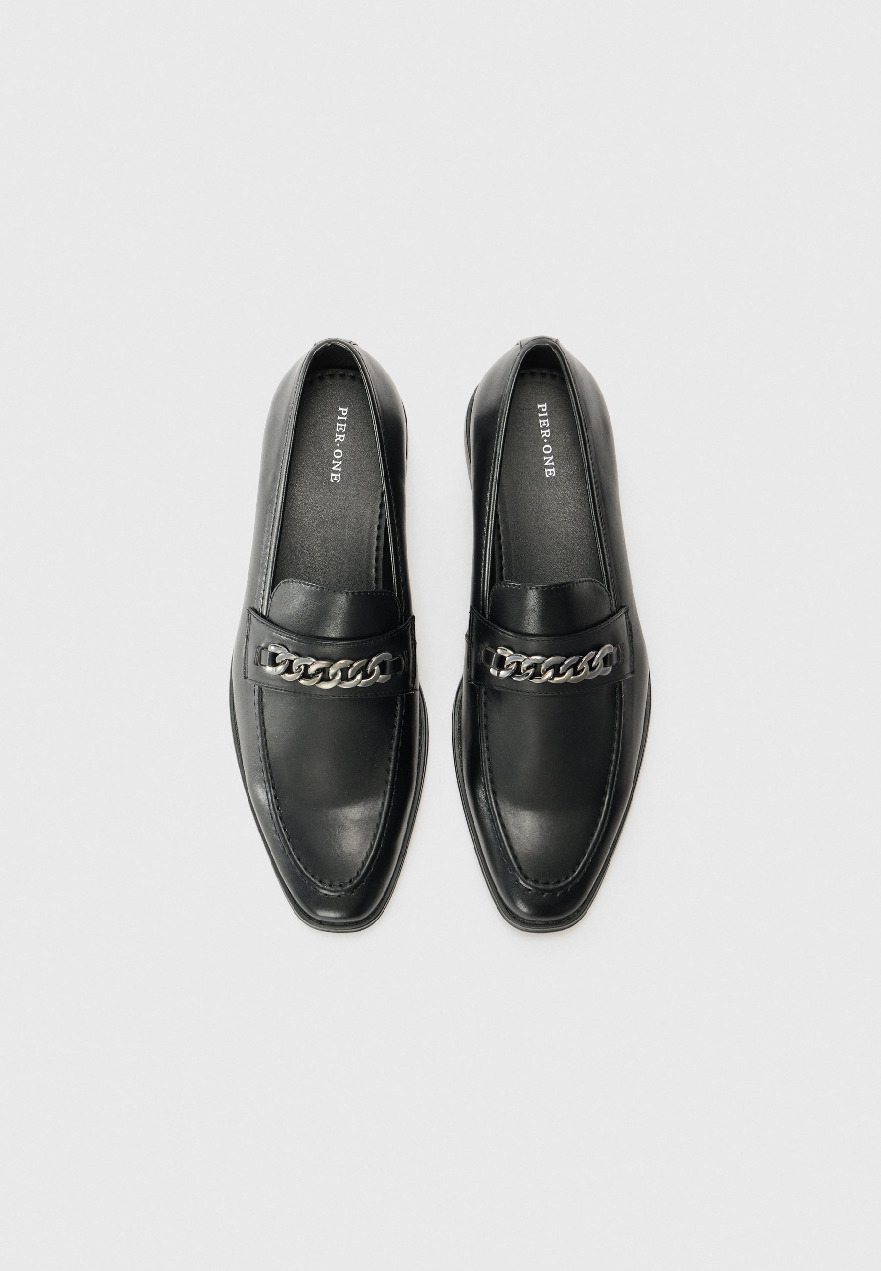 Pier One Slip-ons - czarne