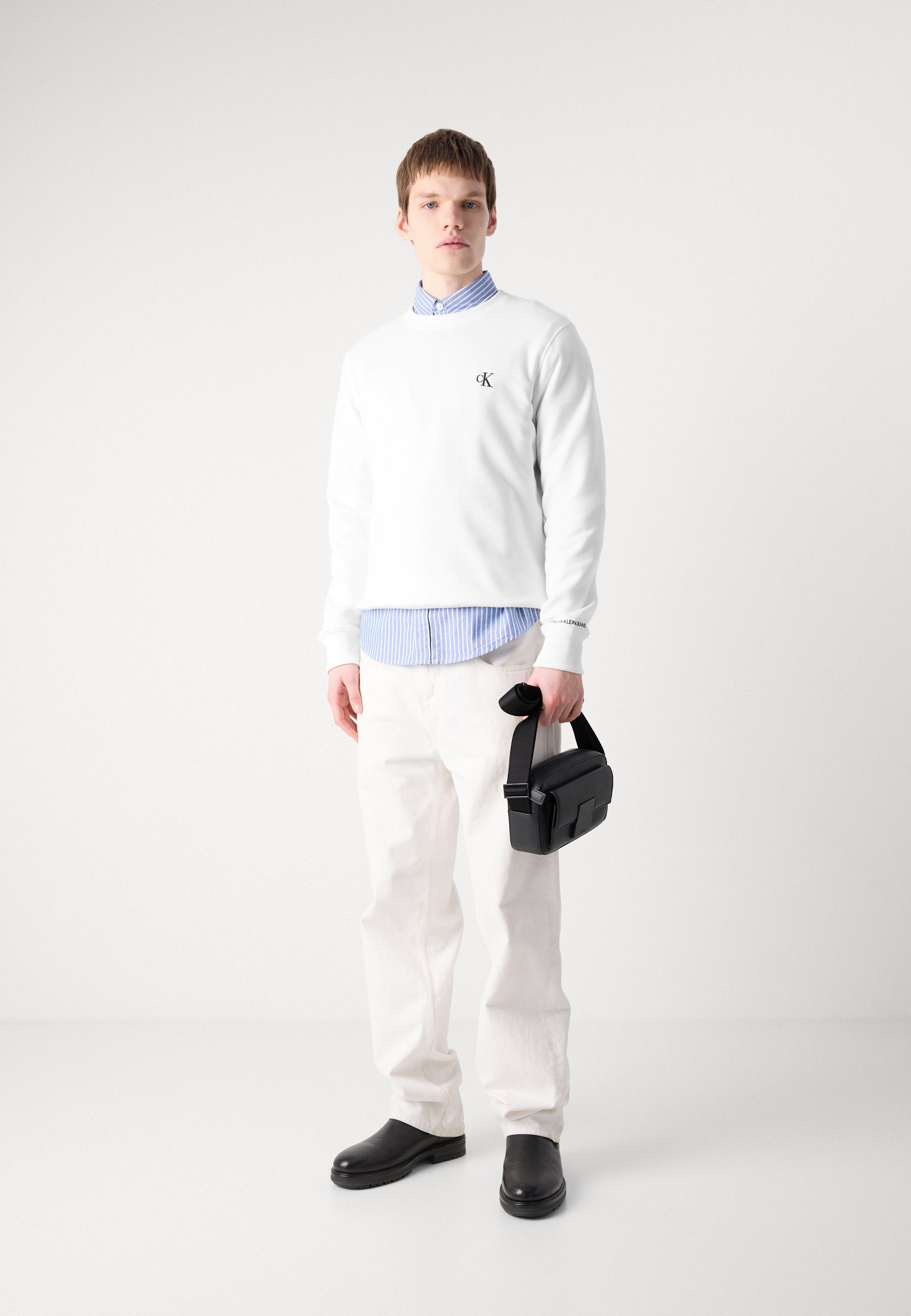Calvin Klein Jeans ESSENTIAL - Sweatshirt - helderwit