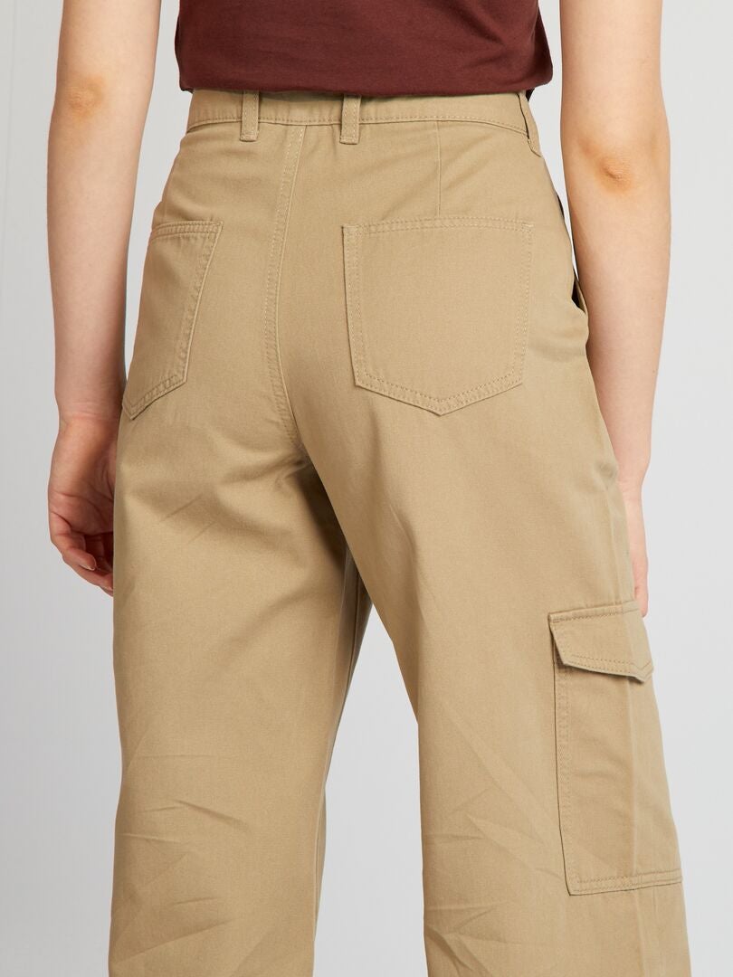 Broek met meerdere zakken - BEIGE