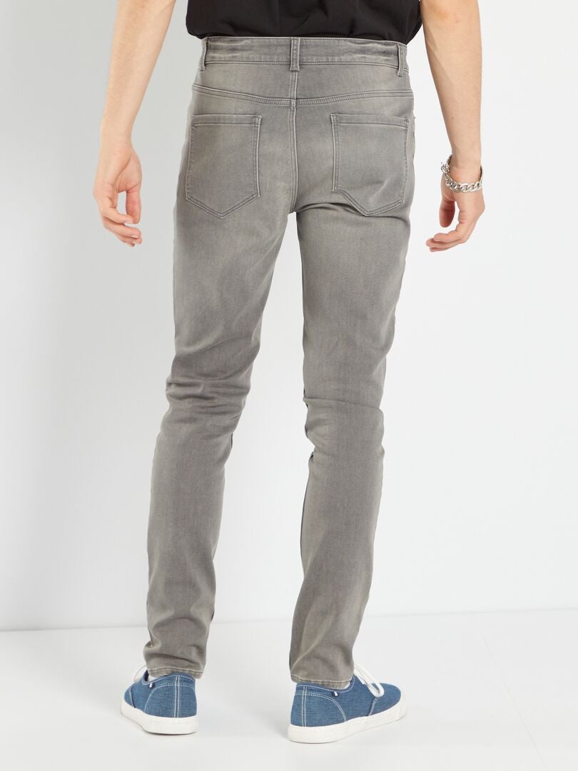 Calça jeans skinny em denim elástico - CINZA