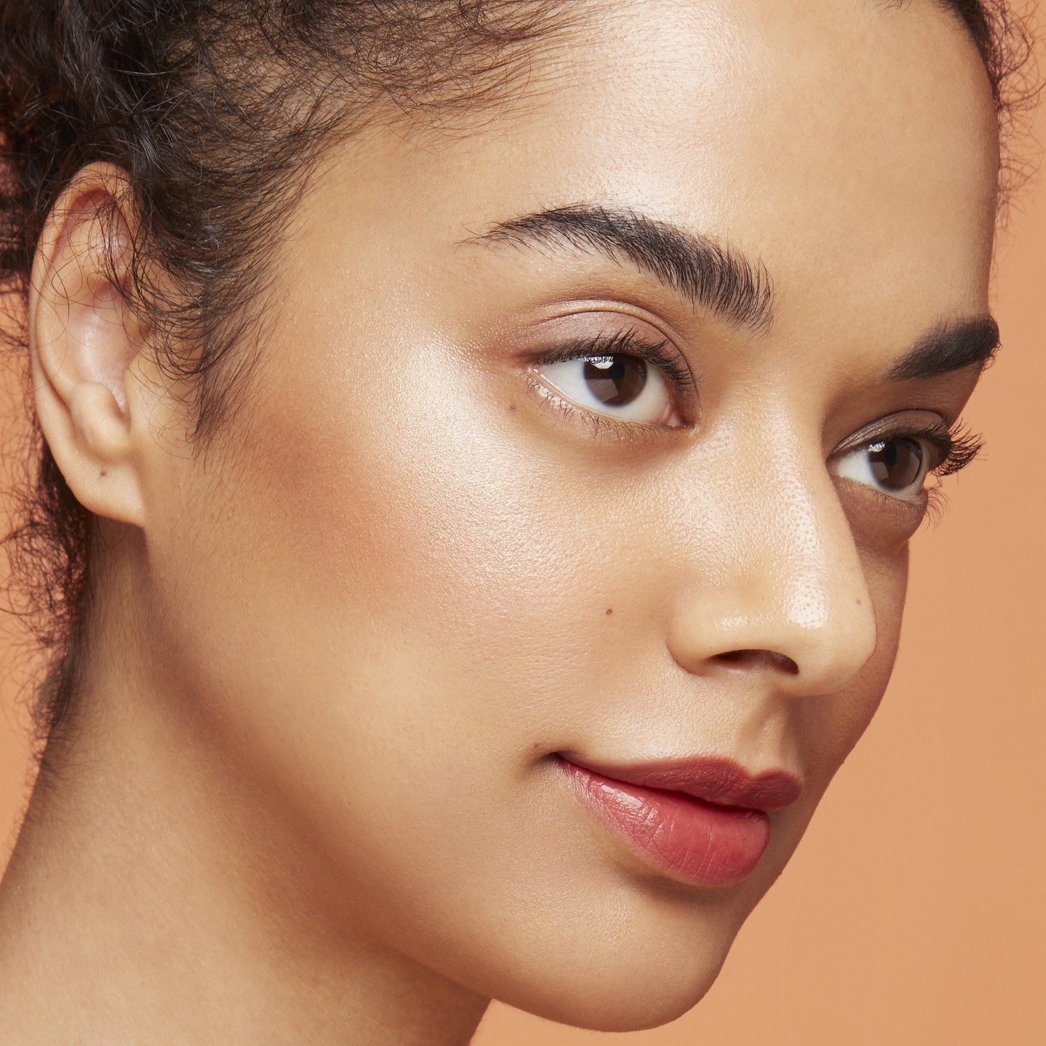 Clé de Peau Beauté highlighter The Illuminating Facial Enhancer – 10g