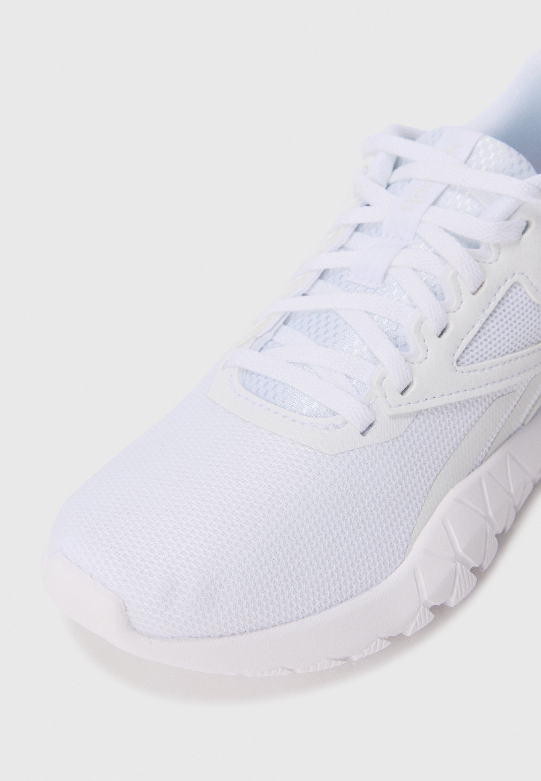 Reebok FLEXAGON ENERGY TR 4 - Scarpe da allenamento - bianco/grigio chiaro