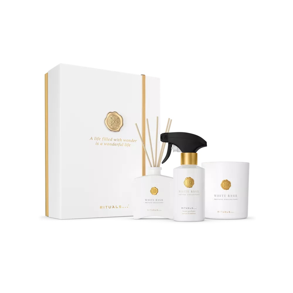 Poklon set Private Collection White Basil V mirisna svijeća 360 g, mini mirisni štapići 100 ml, parfem za dom 250 ml