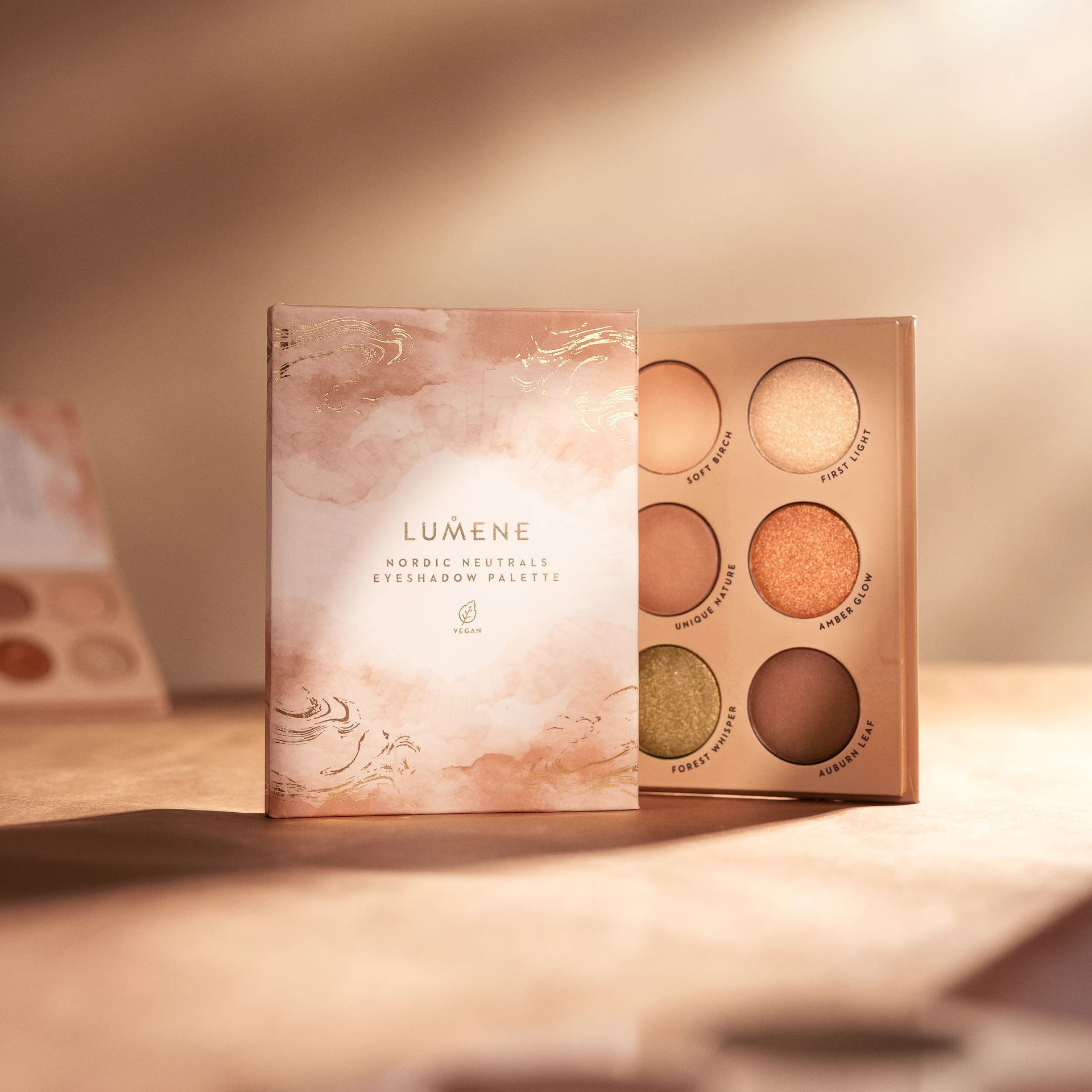 Paletă de farduri de pleoape Nordic Neutrals - Lumene