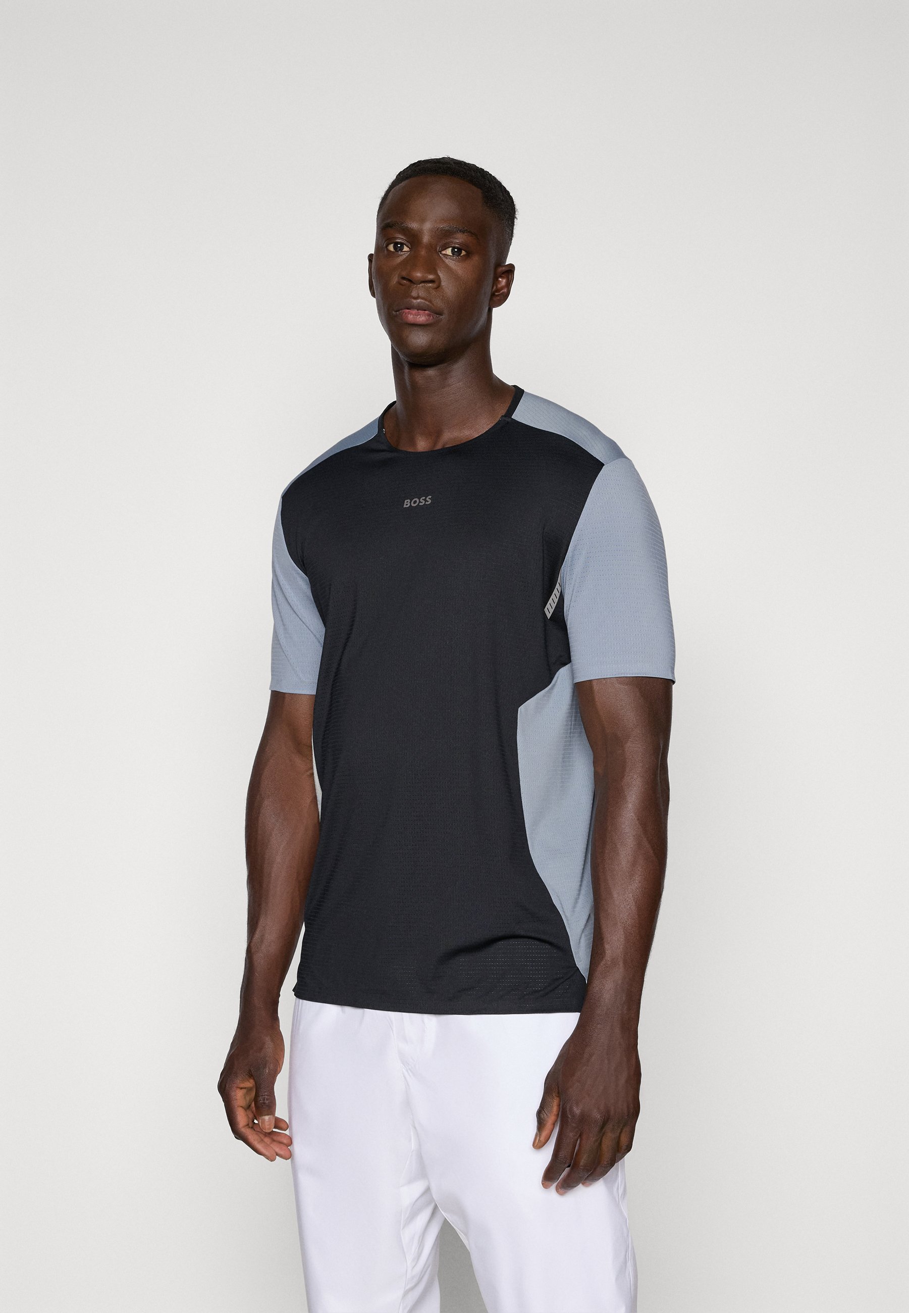 BOSS ACTIVE SEAS - Sport T-shirt - zwart