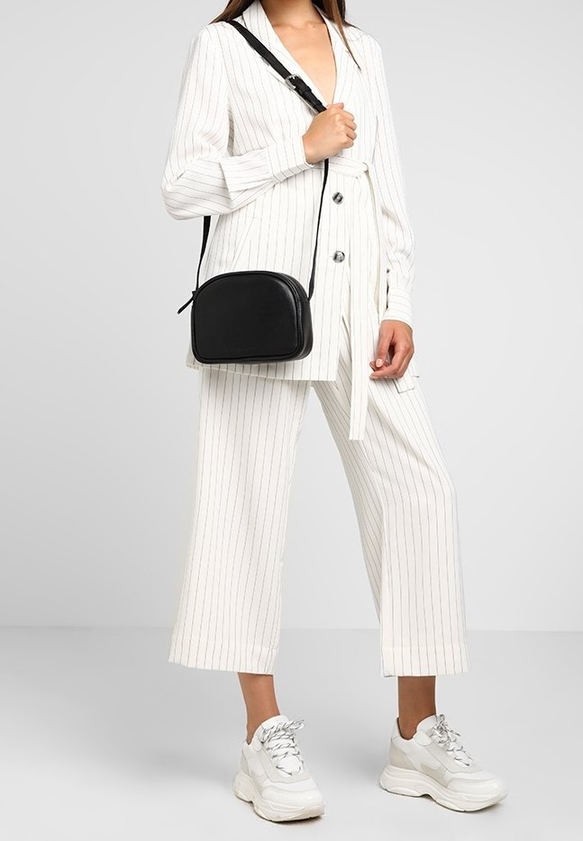 Sac bandoulière Royal RepubliQ - noir