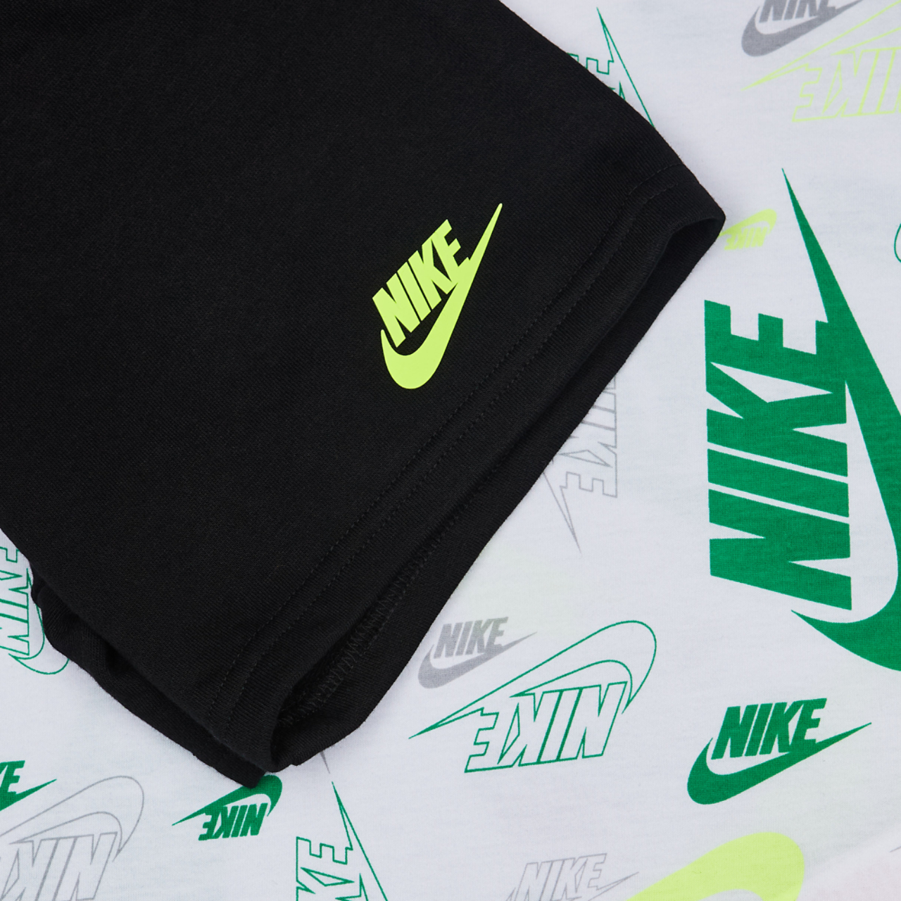 Nike Futura Aop