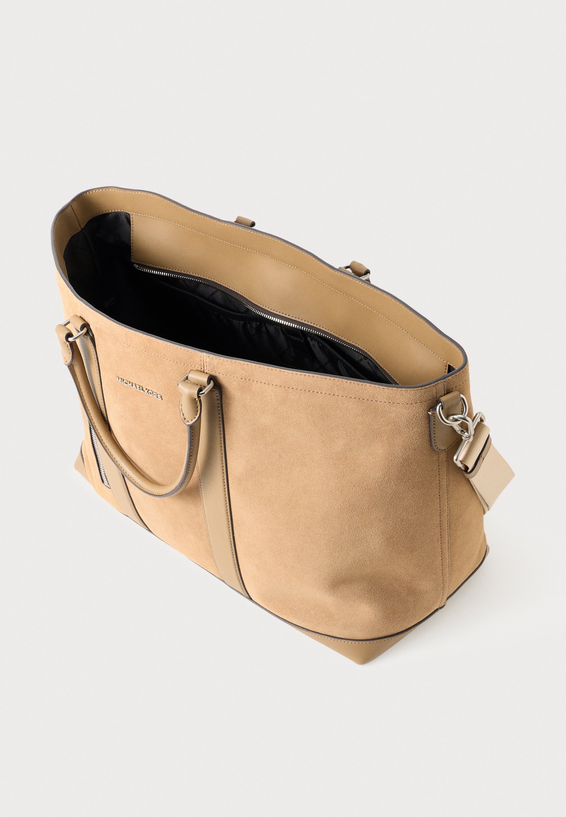 Michael Kors WIDE TRAVEL UNISEX - Savaitgalio rankinė - luobelės spalvos