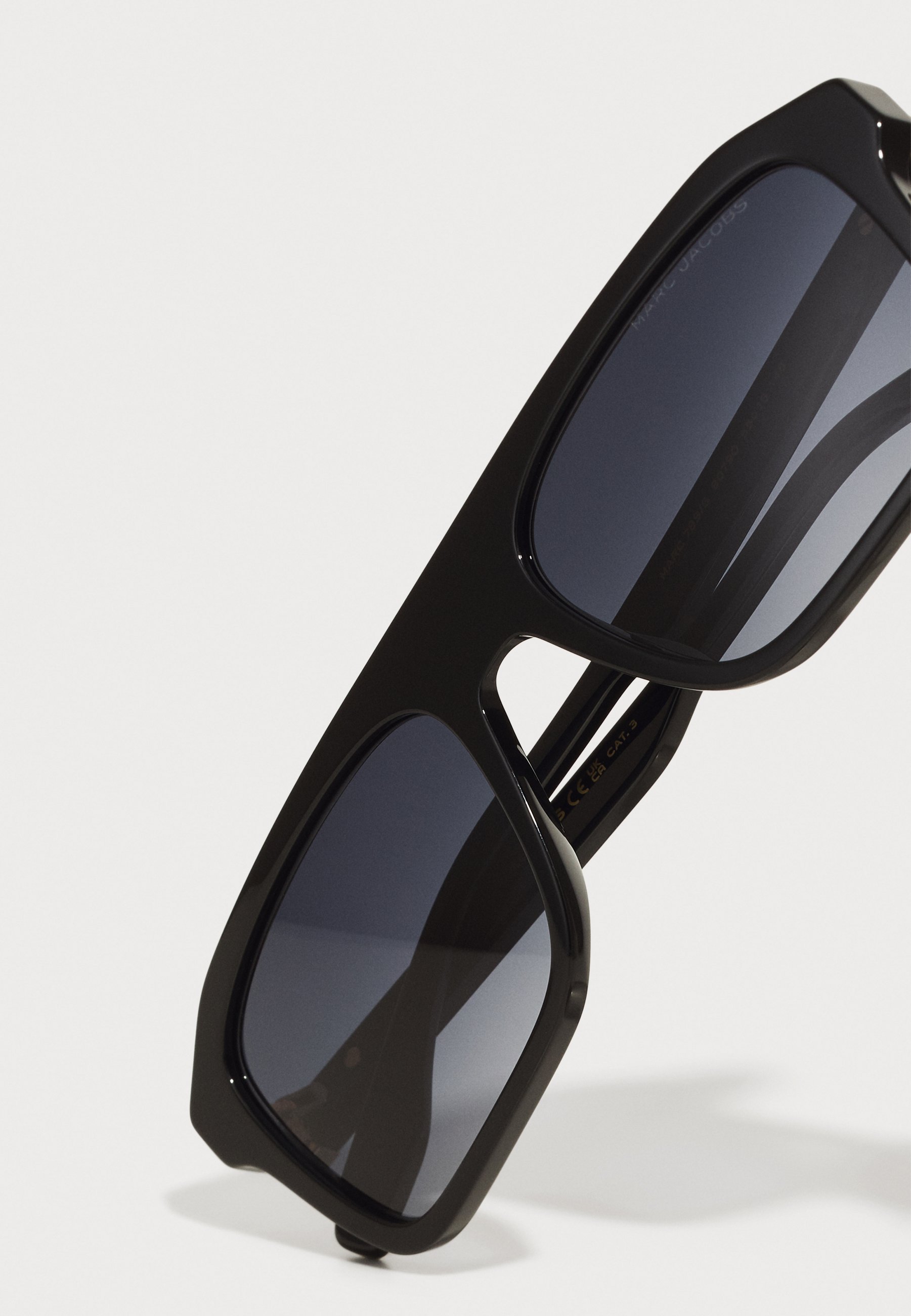 MARC JACOBS MARC - Zonnebril - zwart