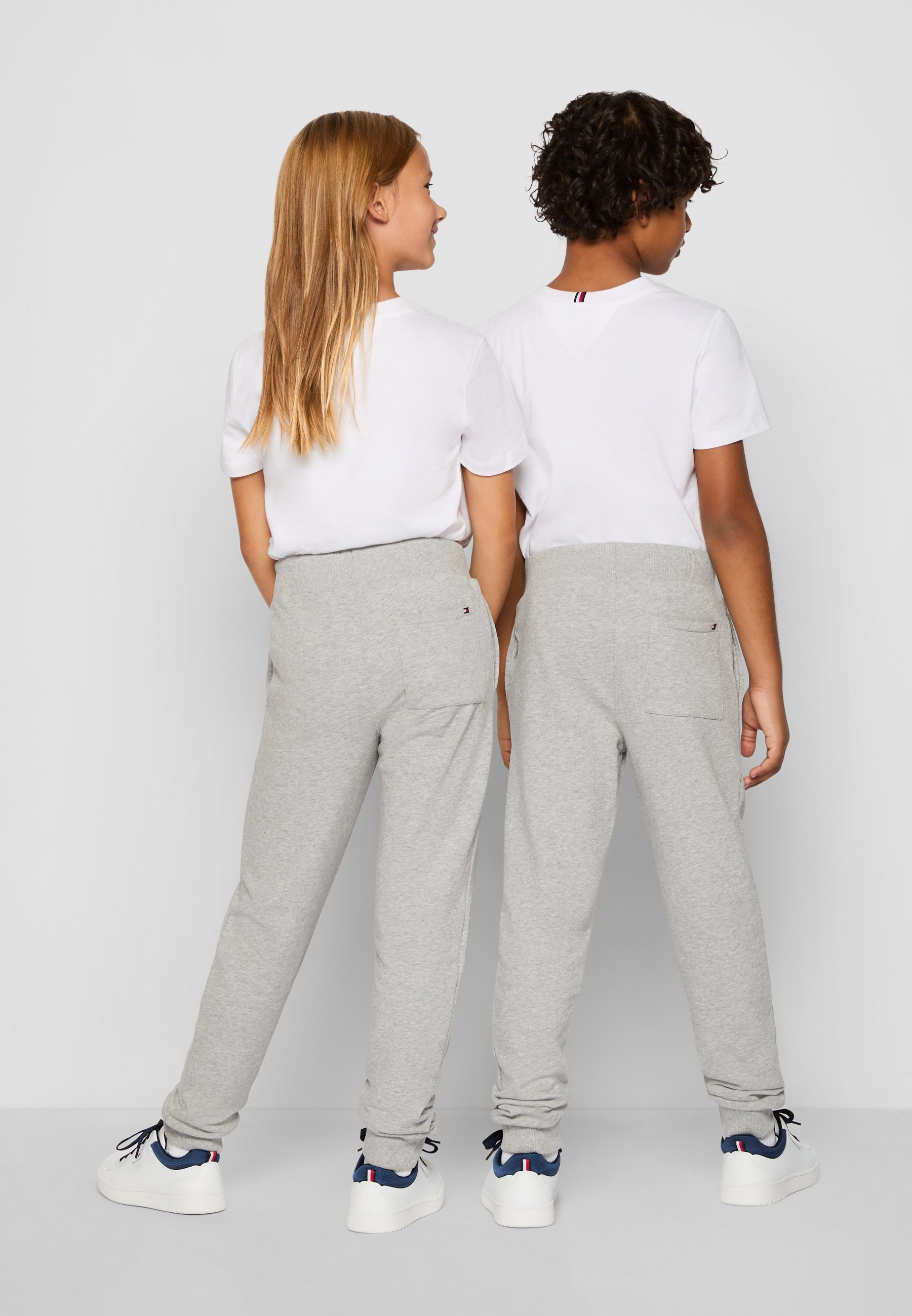 Tommy Hilfiger ESSENTIALS UNISEX - Melegítőalsó - világos szürke heather