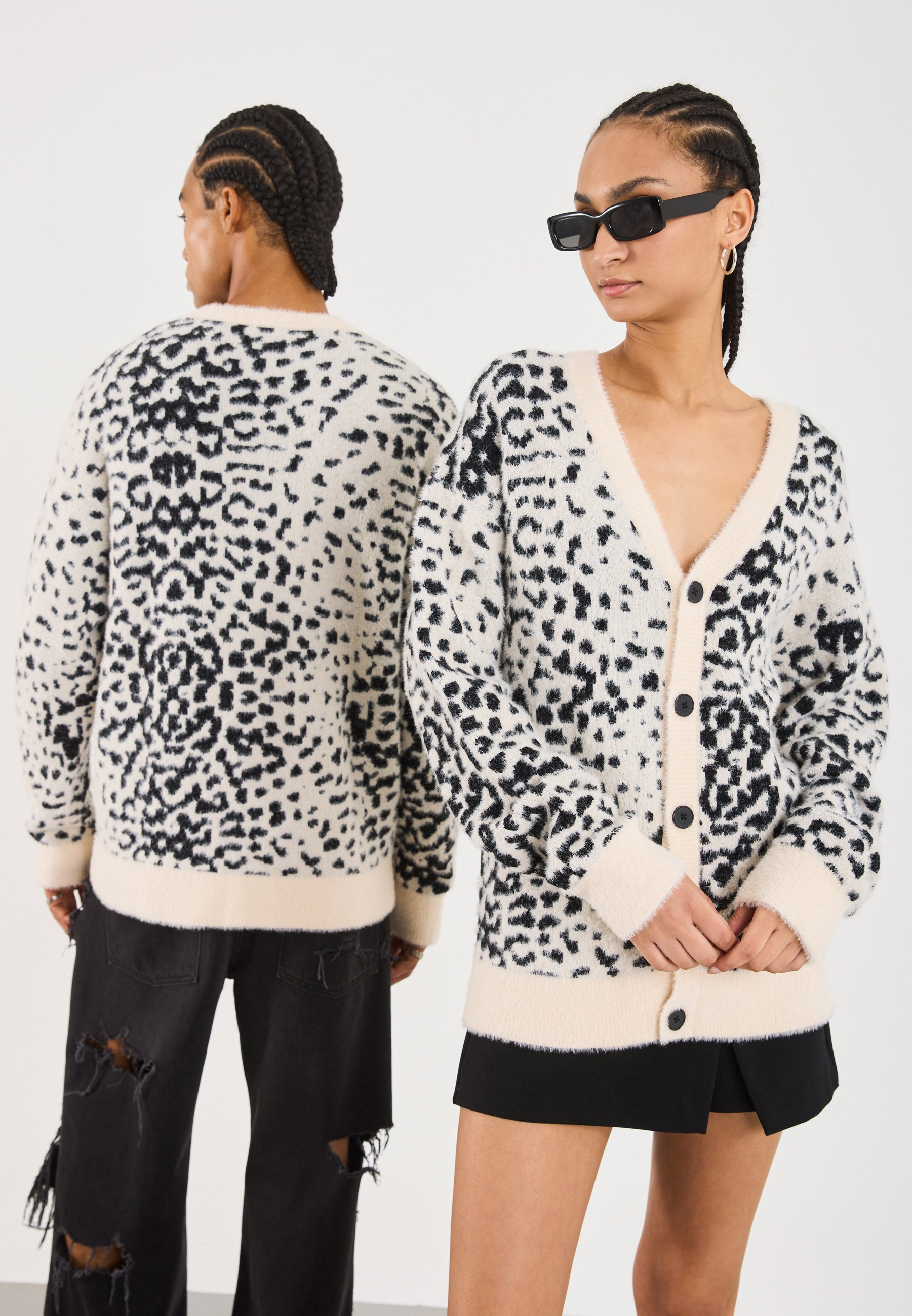 YOURTURN Unisex - Strickjacke - Weiß/Schwarz